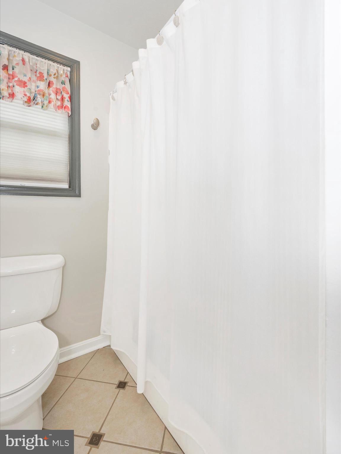 SOUTH POINTE - Residential