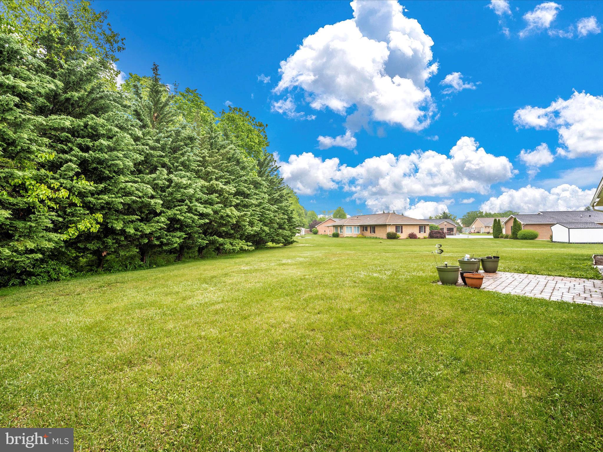 SOUTH POINTE - Residential