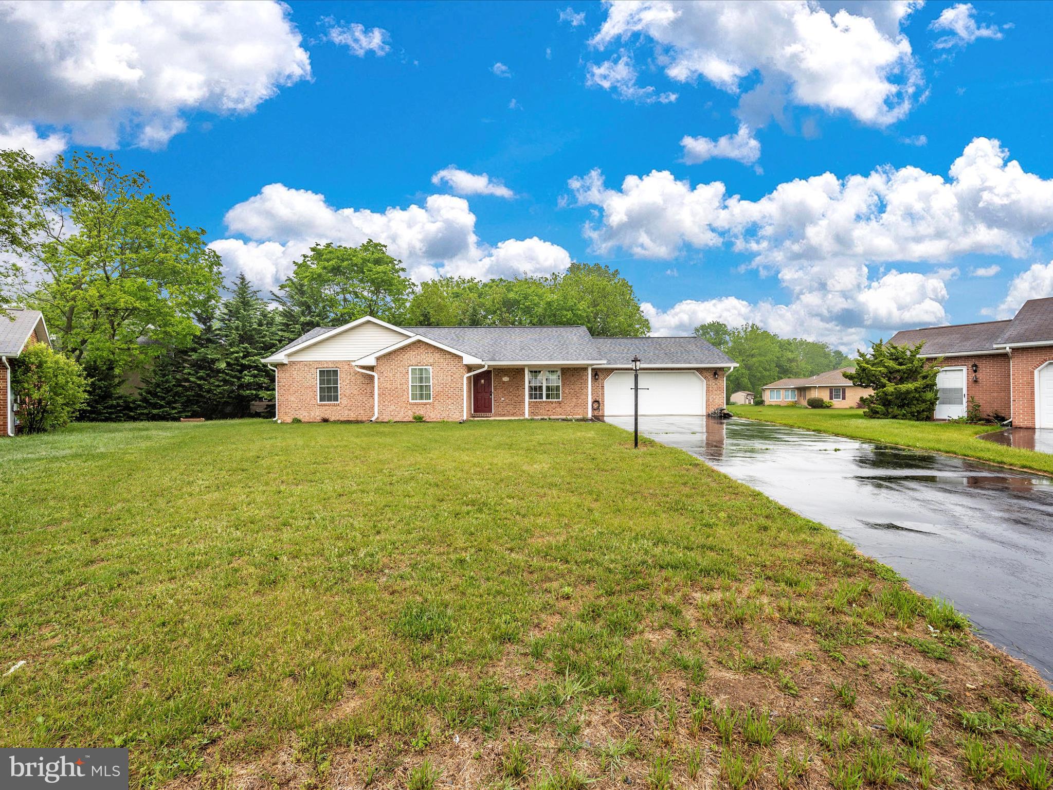 SOUTH POINTE - Residential