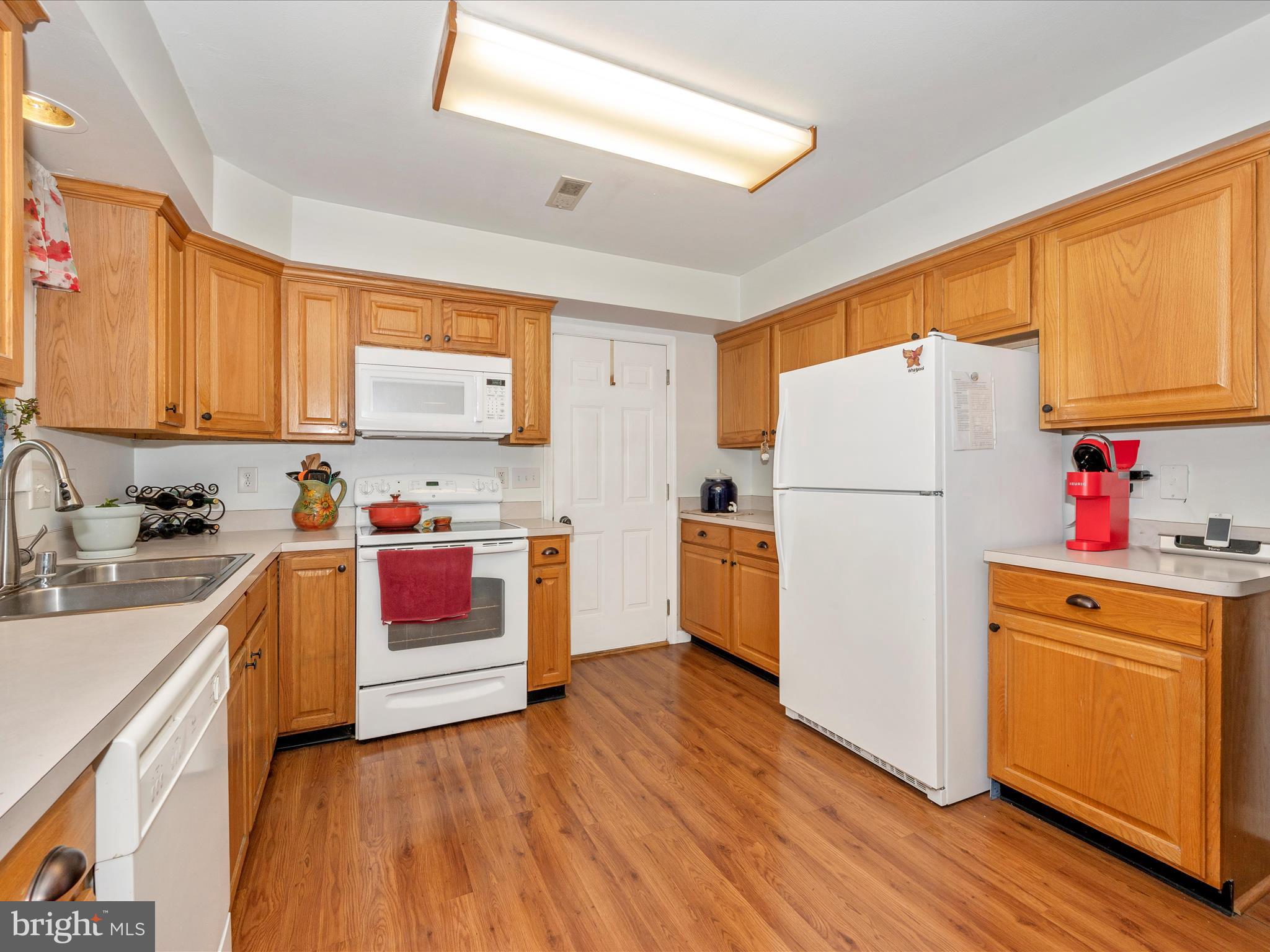 SOUTH POINTE - Residential