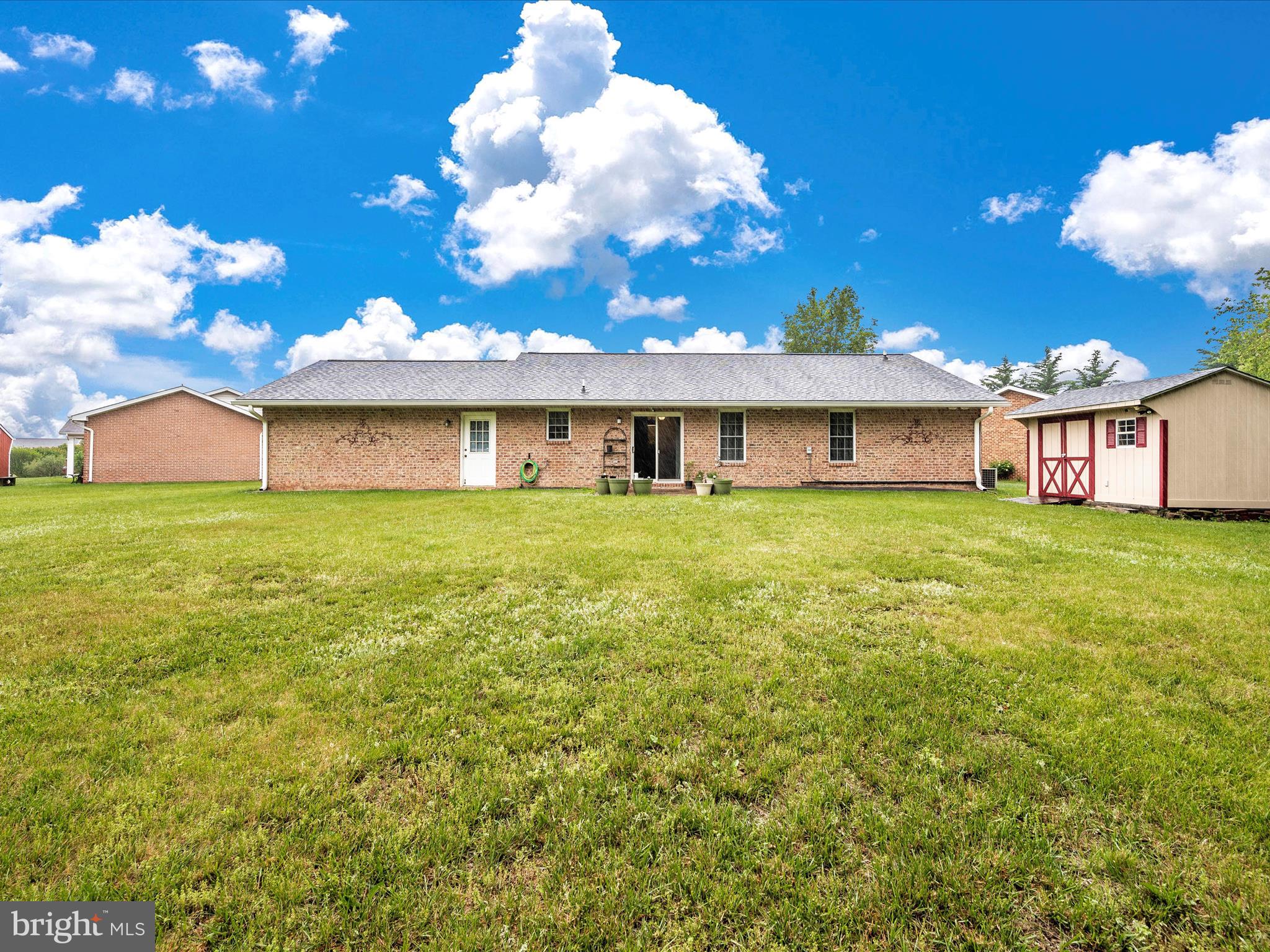 SOUTH POINTE - Residential