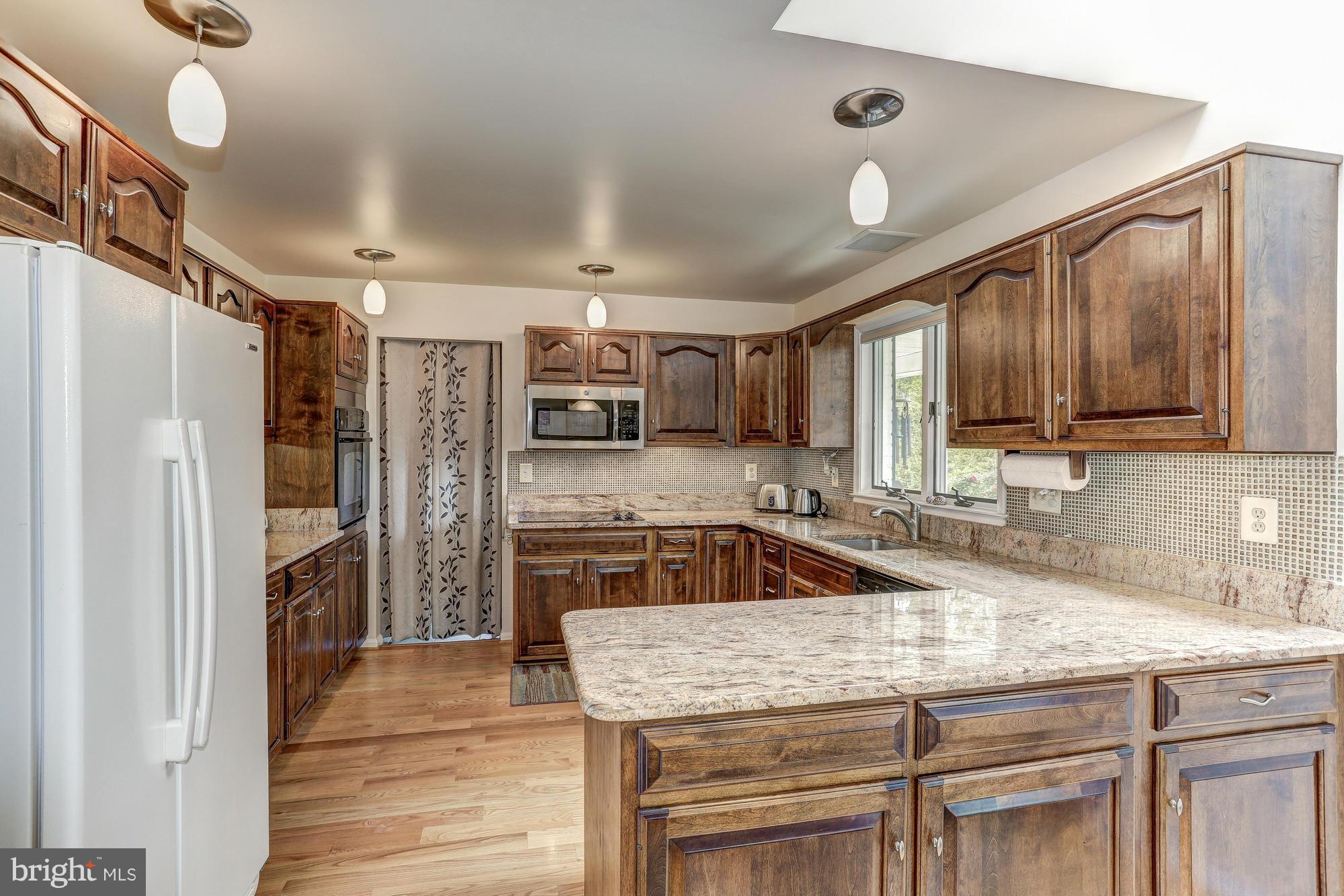 PEYTON FARMS - Residential