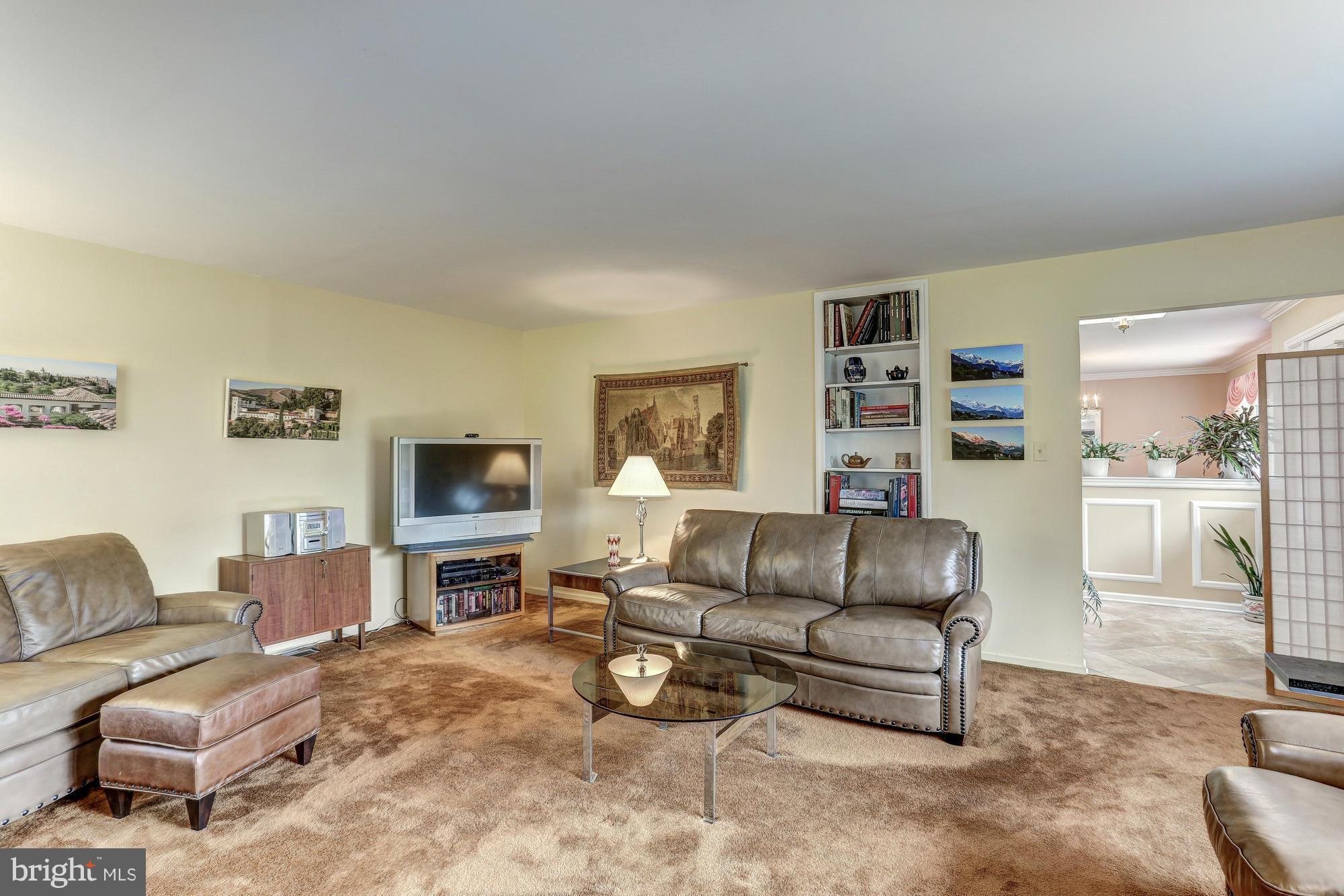 PEYTON FARMS - Residential