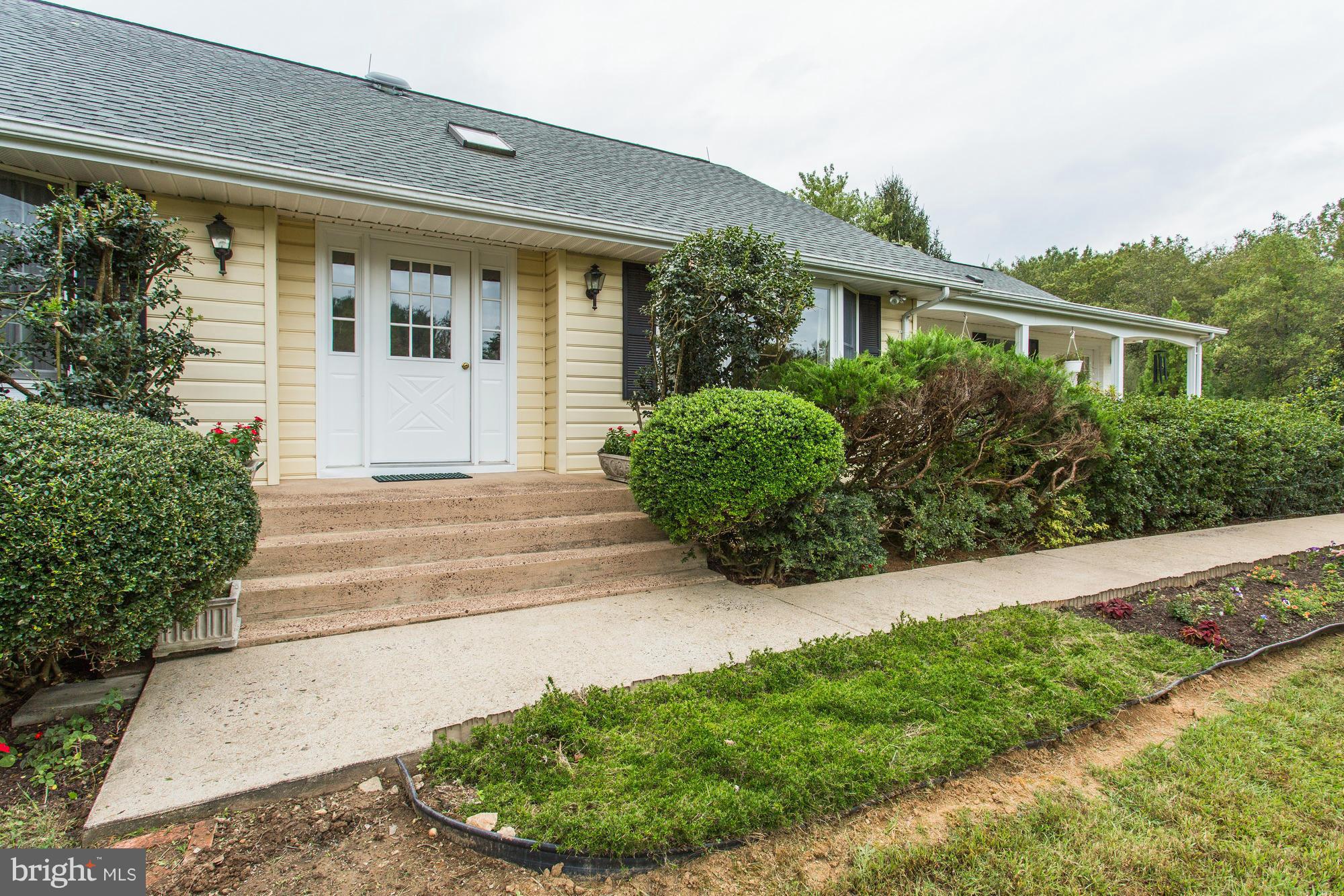 PEYTON FARMS - Residential