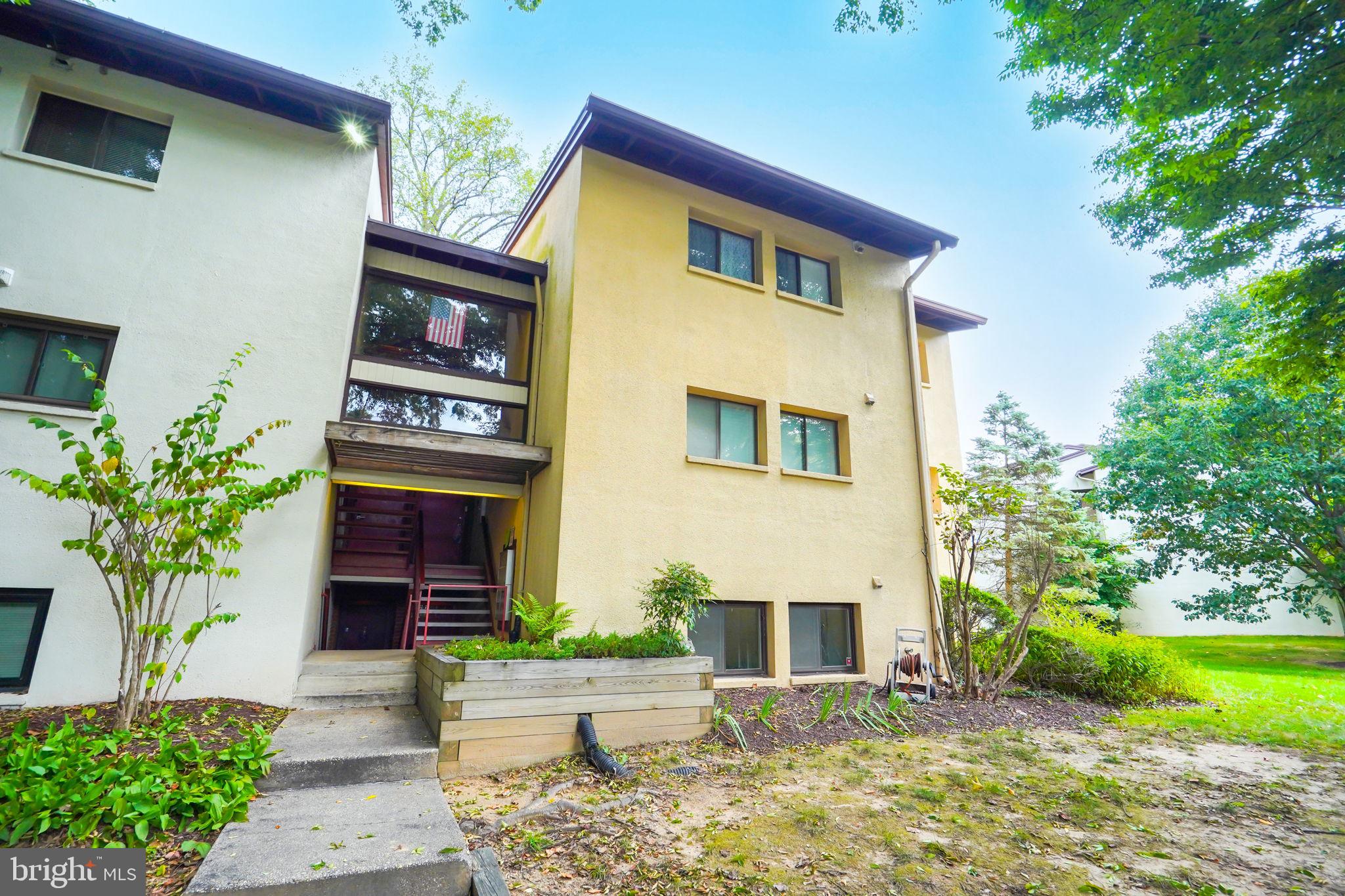 5653 HARPERS FARM ROAD B