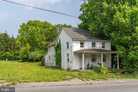 Photo of 2639, 2645, & 2647 LITITZ PIKE, LANCASTER, PA 17601 (MLS # PALA2038842)