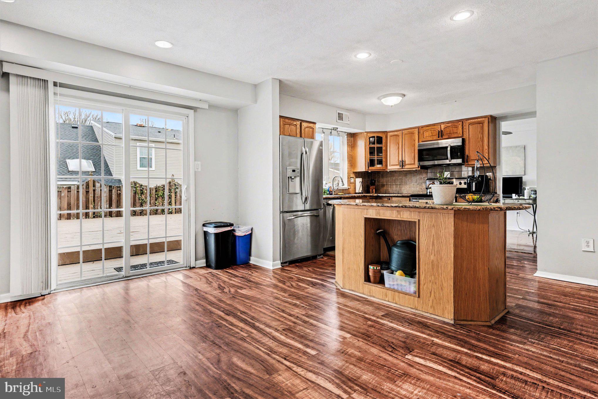 NESHAMINY VALLEY - Residential