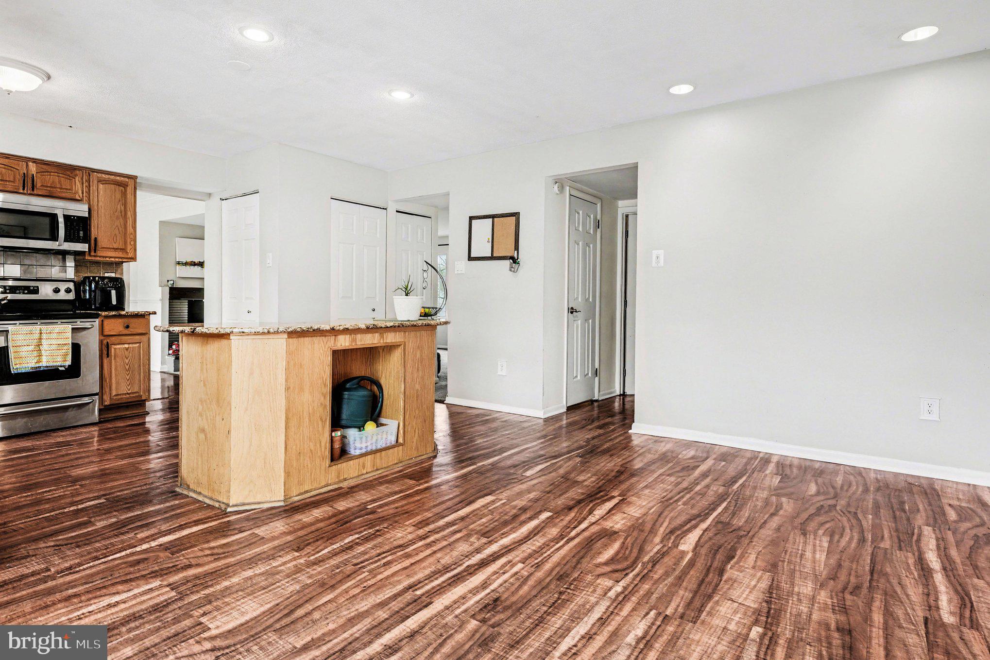 NESHAMINY VALLEY - Residential