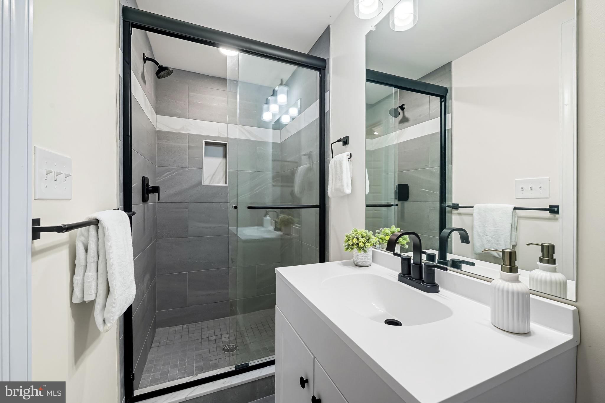 FEDERAL HILL HISTORIC DISTRICT - Residential Lease