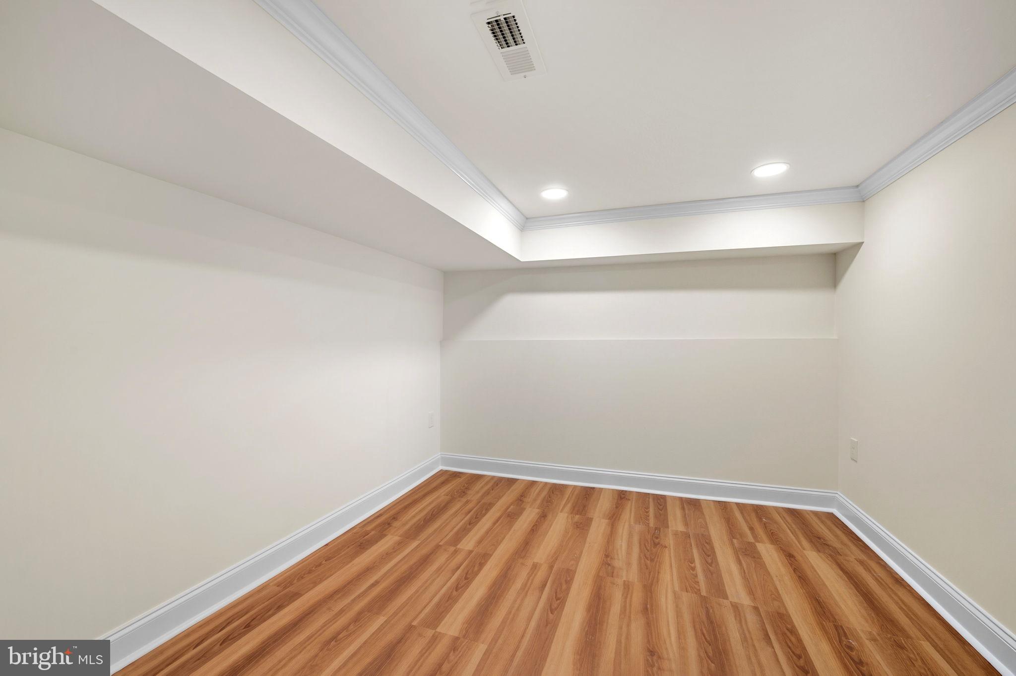 FEDERAL HILL HISTORIC DISTRICT - Residential Lease