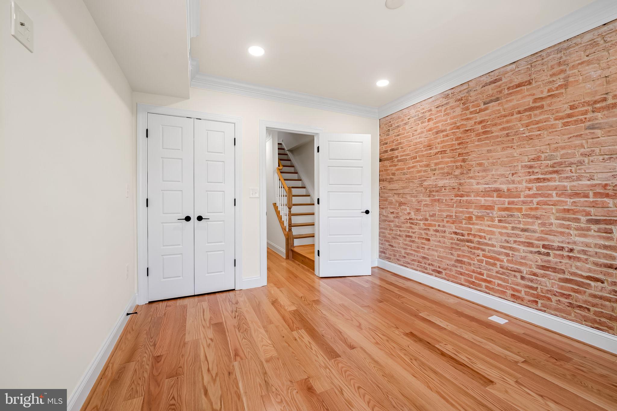 FEDERAL HILL HISTORIC DISTRICT - Residential Lease