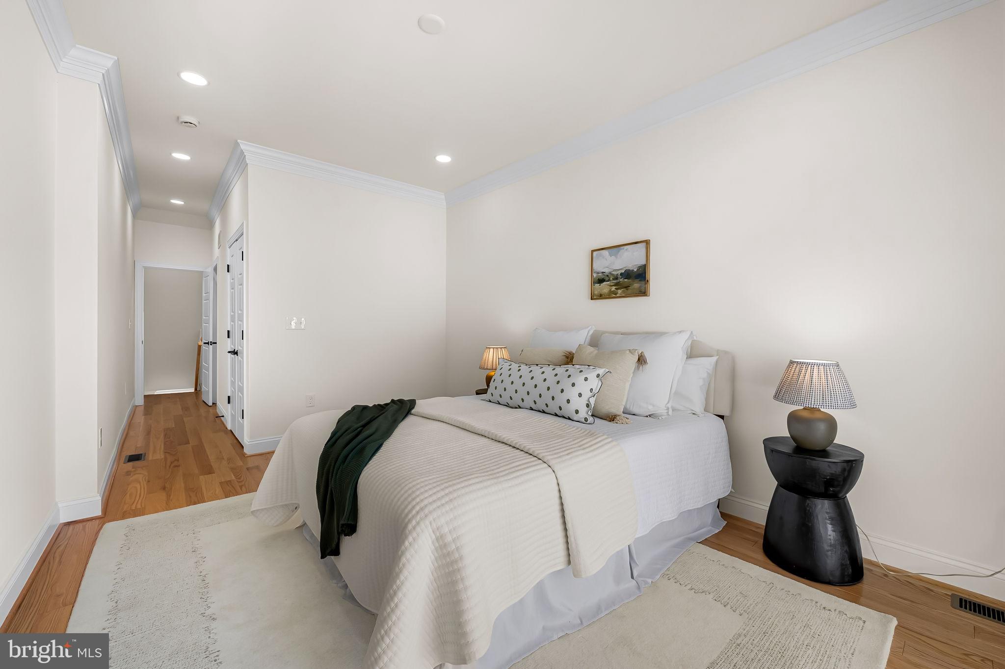 FEDERAL HILL HISTORIC DISTRICT - Residential Lease