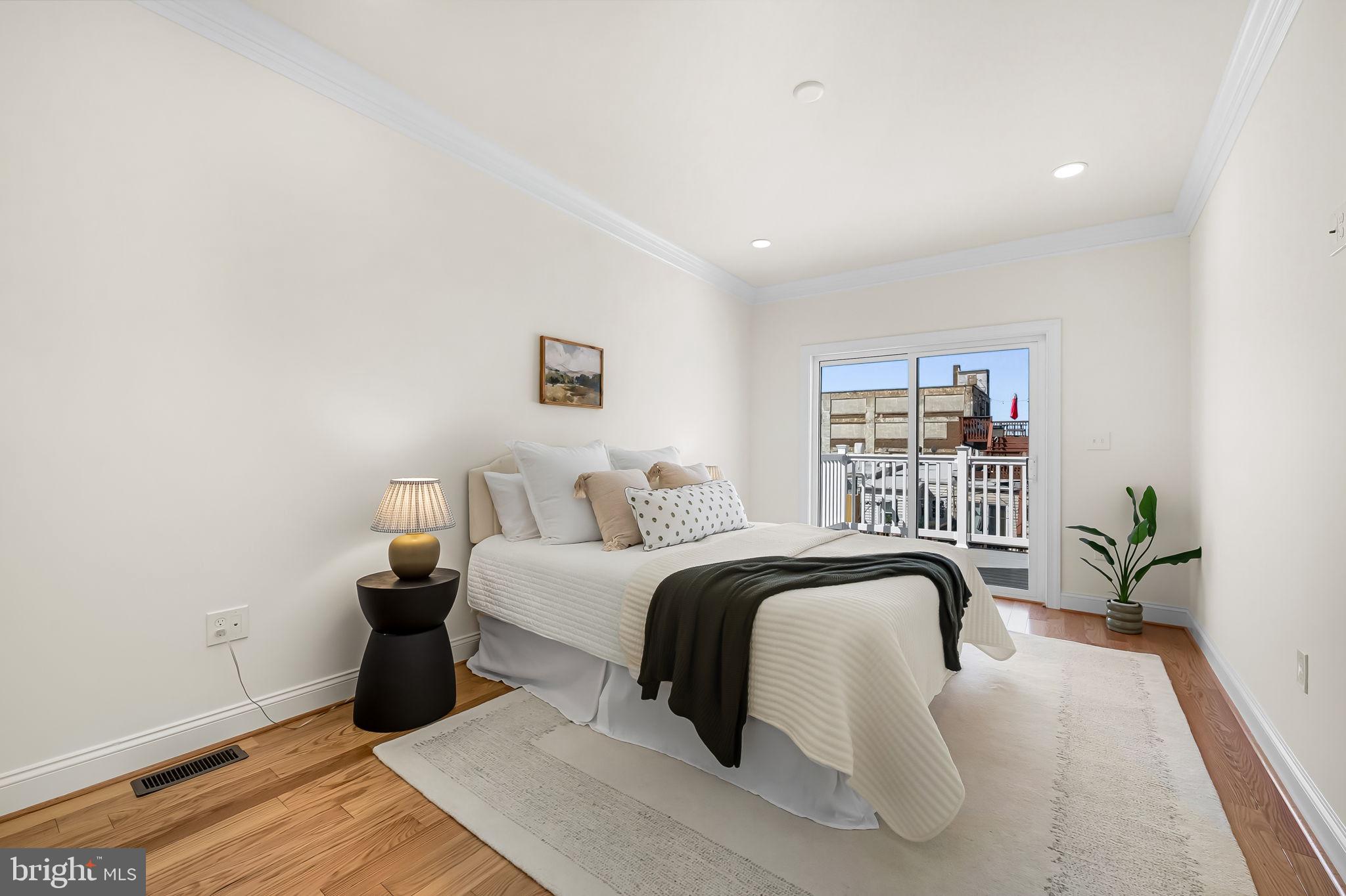 FEDERAL HILL HISTORIC DISTRICT - Residential Lease