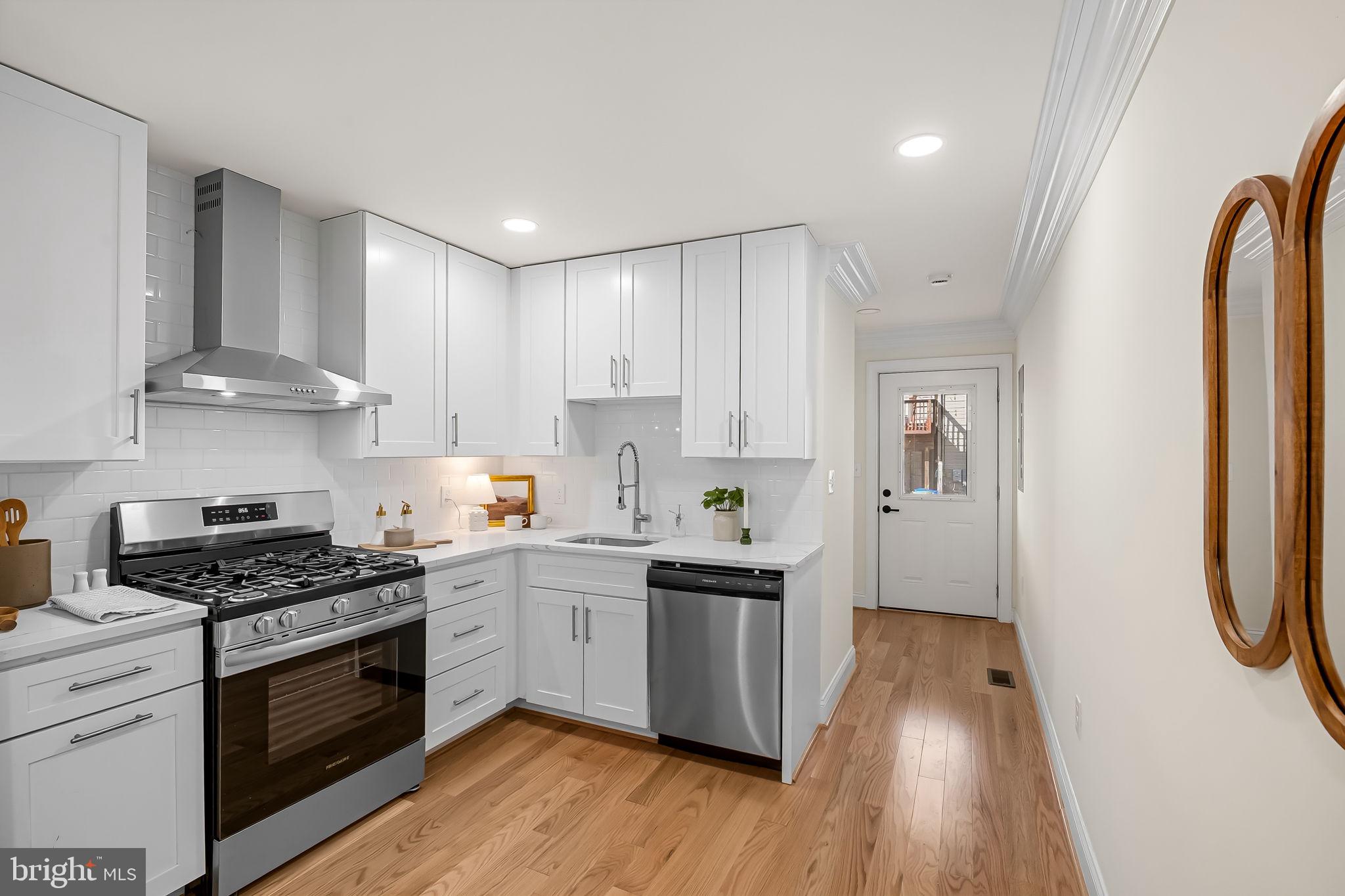 FEDERAL HILL HISTORIC DISTRICT - Residential Lease