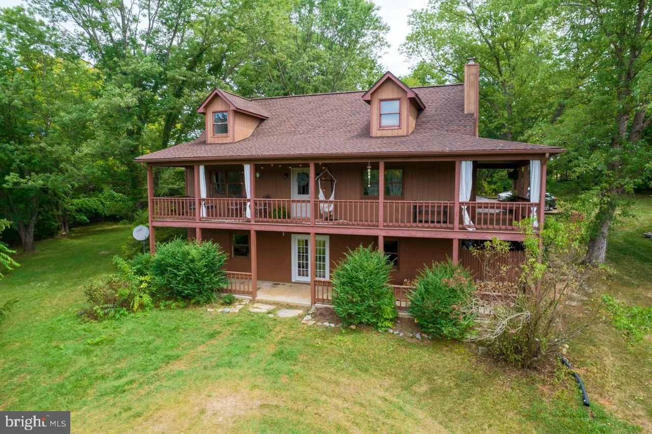 2442 Oak Forest Lane, Luray, VA 22835