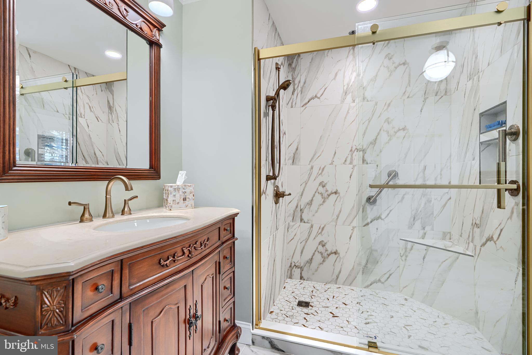 BRIGHTWOOD - Residential