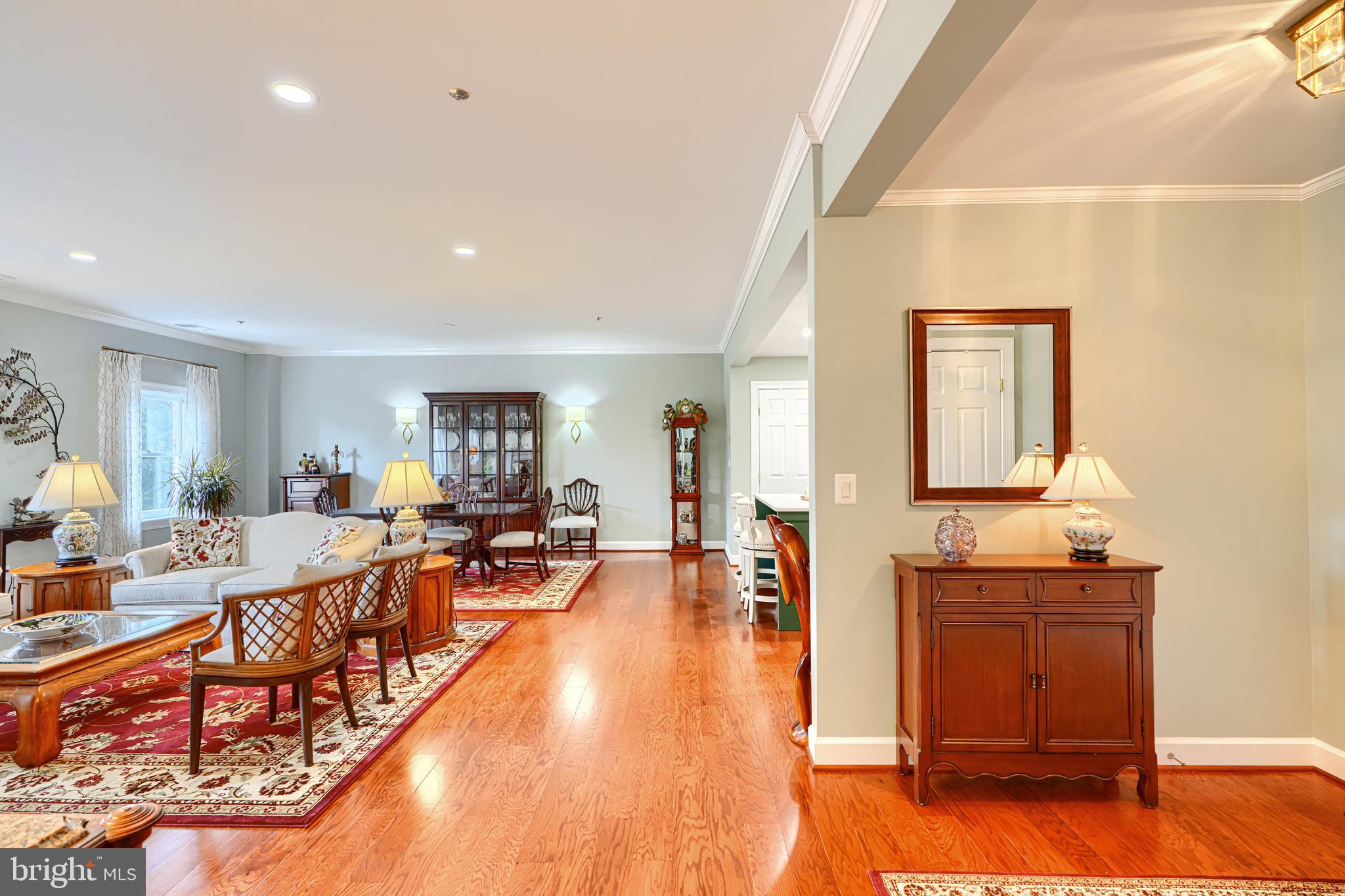 206 BRIGHTWOOD CLUB DRIVE 206