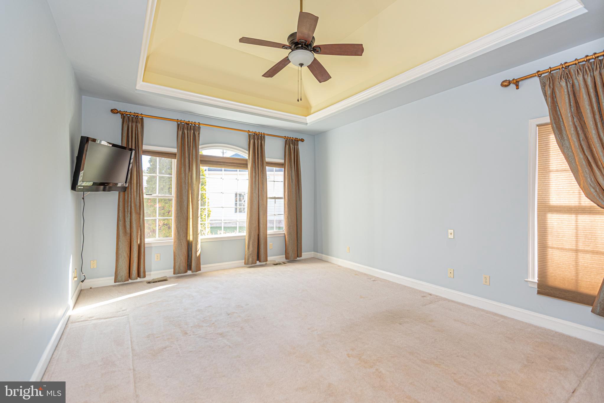 SLEEPY HOLLOW - Residential