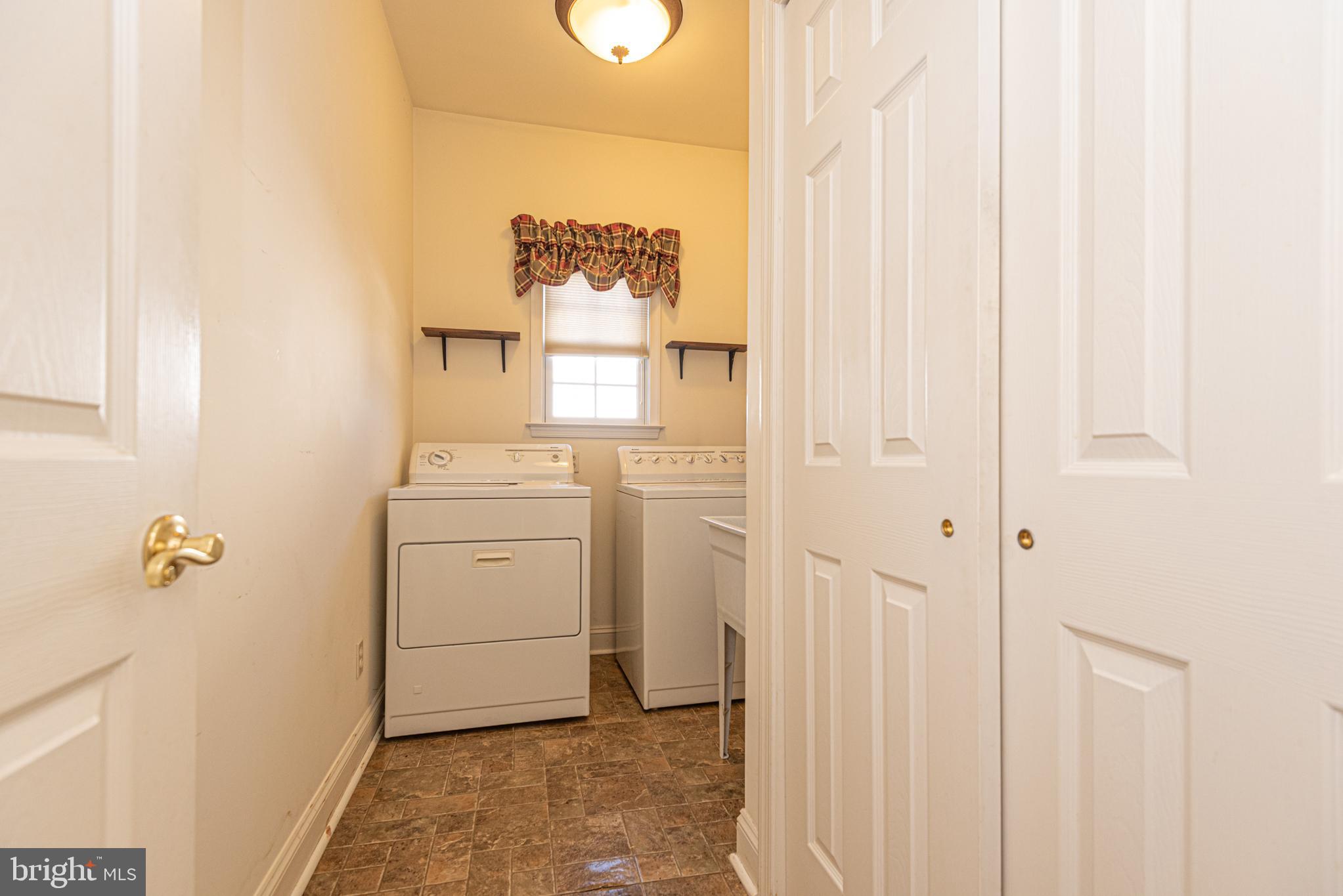 SLEEPY HOLLOW - Residential