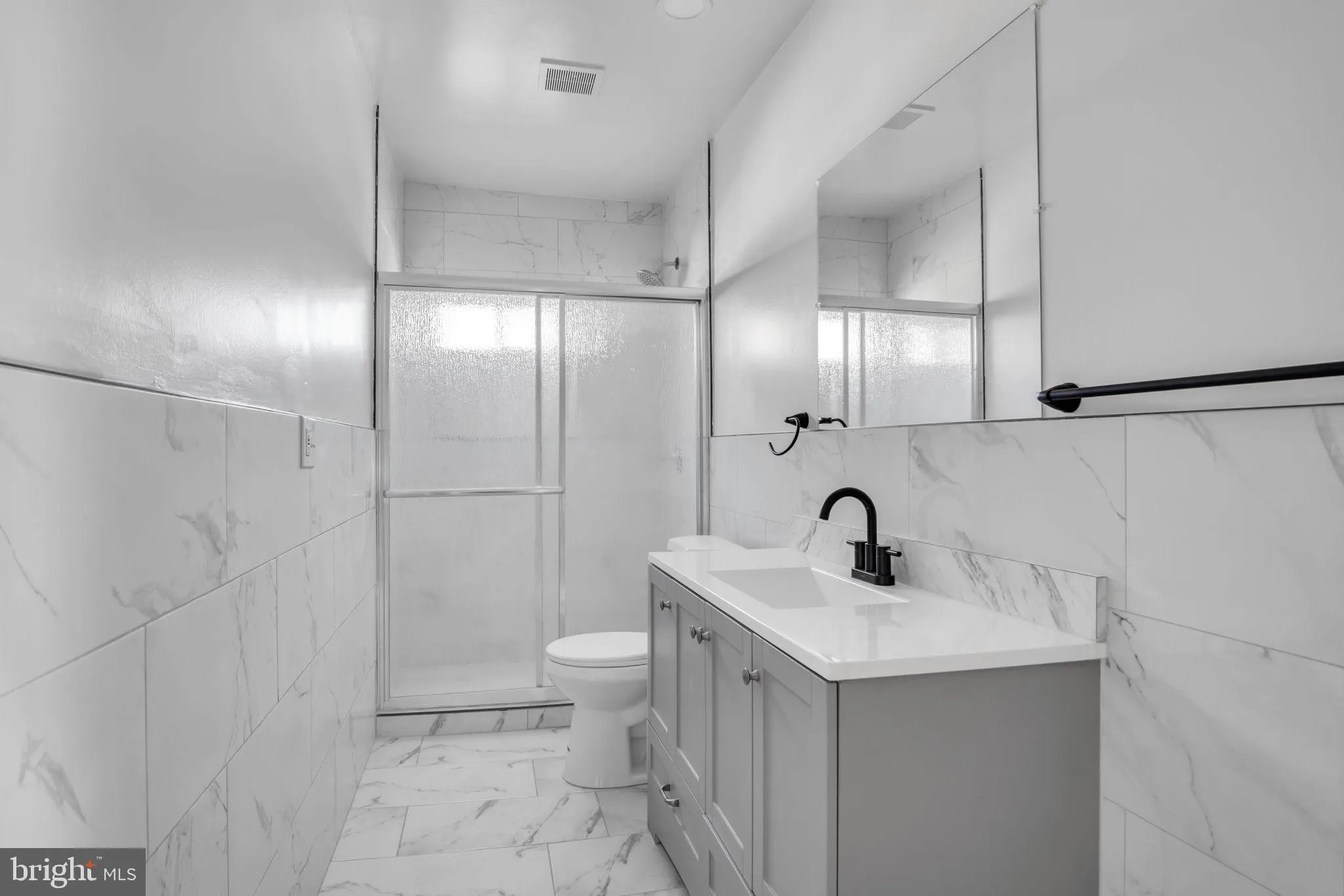 York, Pennsylvania 17401, United States, 3 Bedrooms Bedrooms, ,1 BathroomBathrooms,Residential,Pending,38343