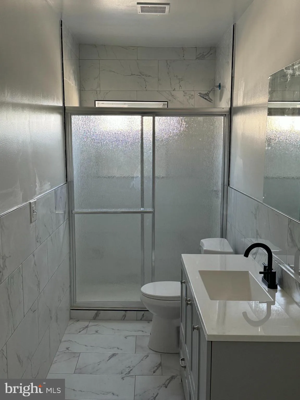 York, Pennsylvania 17401, United States, 3 Bedrooms Bedrooms, ,1 BathroomBathrooms,Residential,Pending,38343