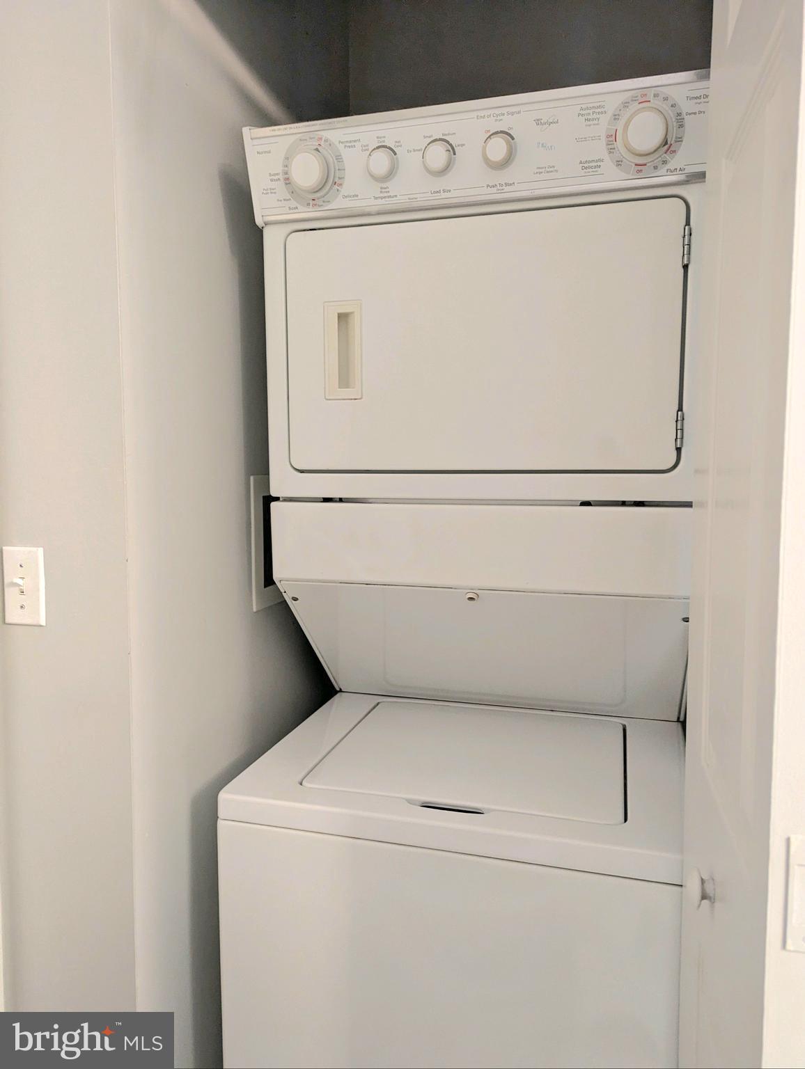 HARBORVIEW CONDOMINIUMS - Residential Lease