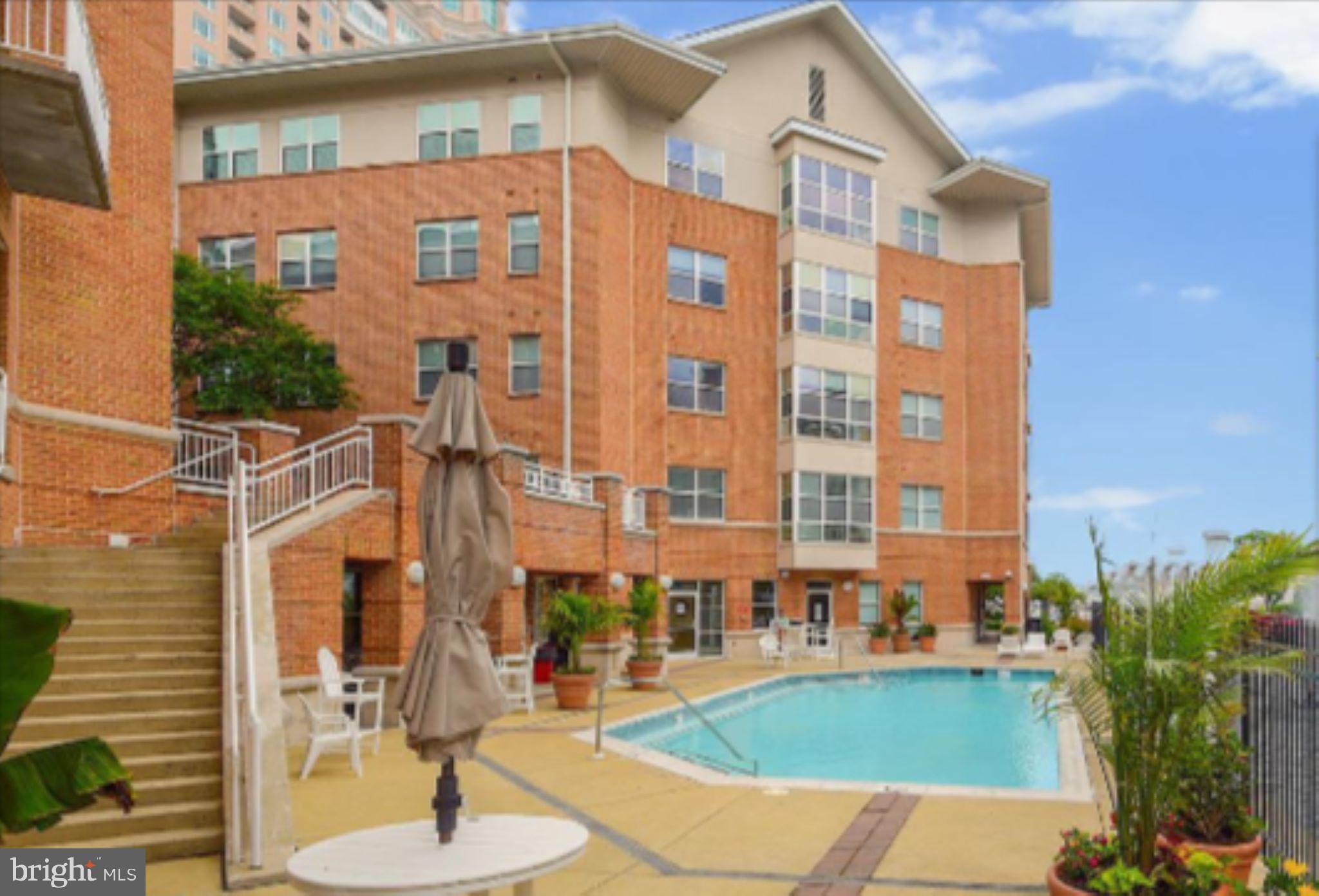 HARBORVIEW CONDOMINIUMS - Residential Lease