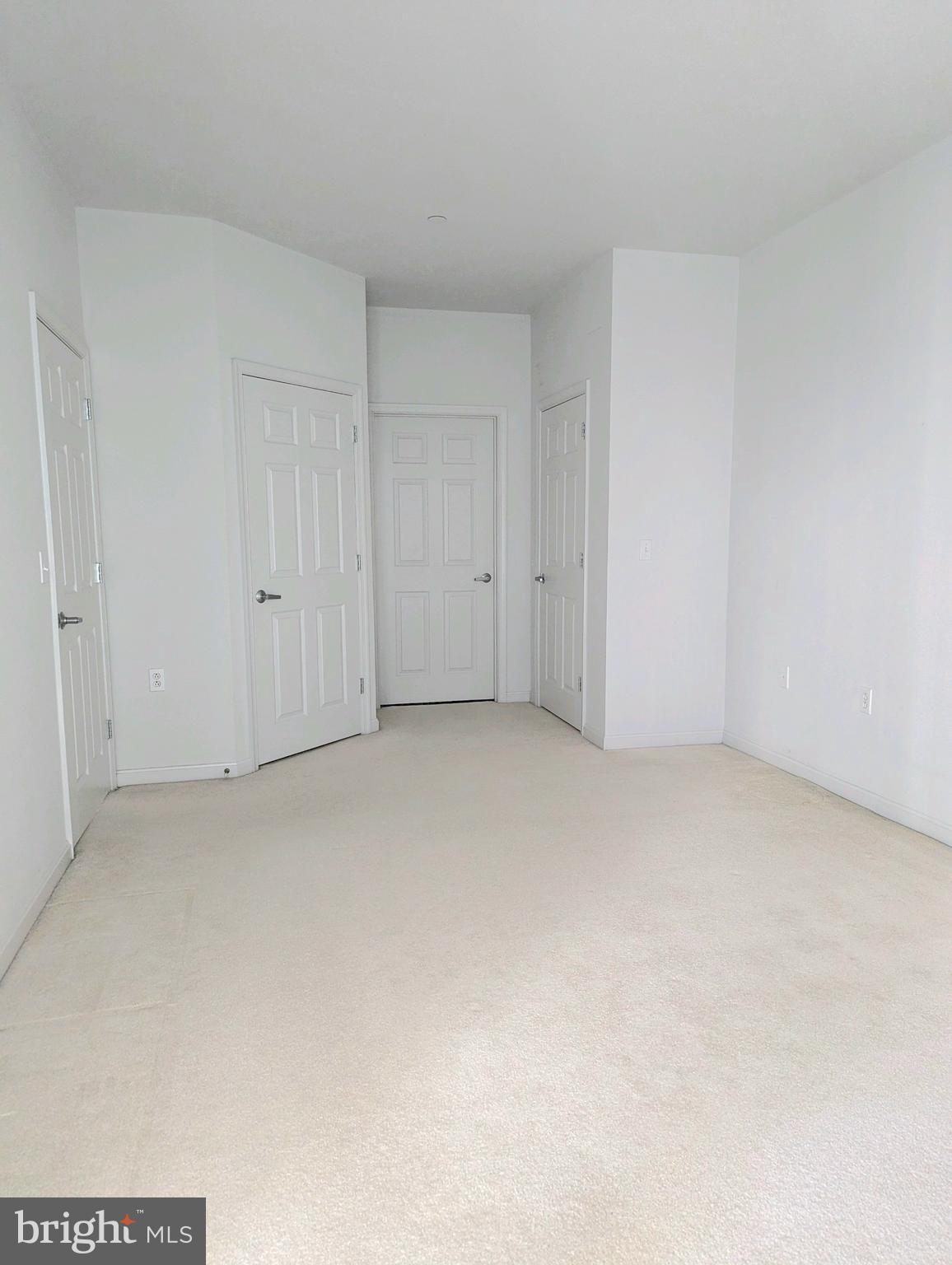 HARBORVIEW CONDOMINIUMS - Residential Lease