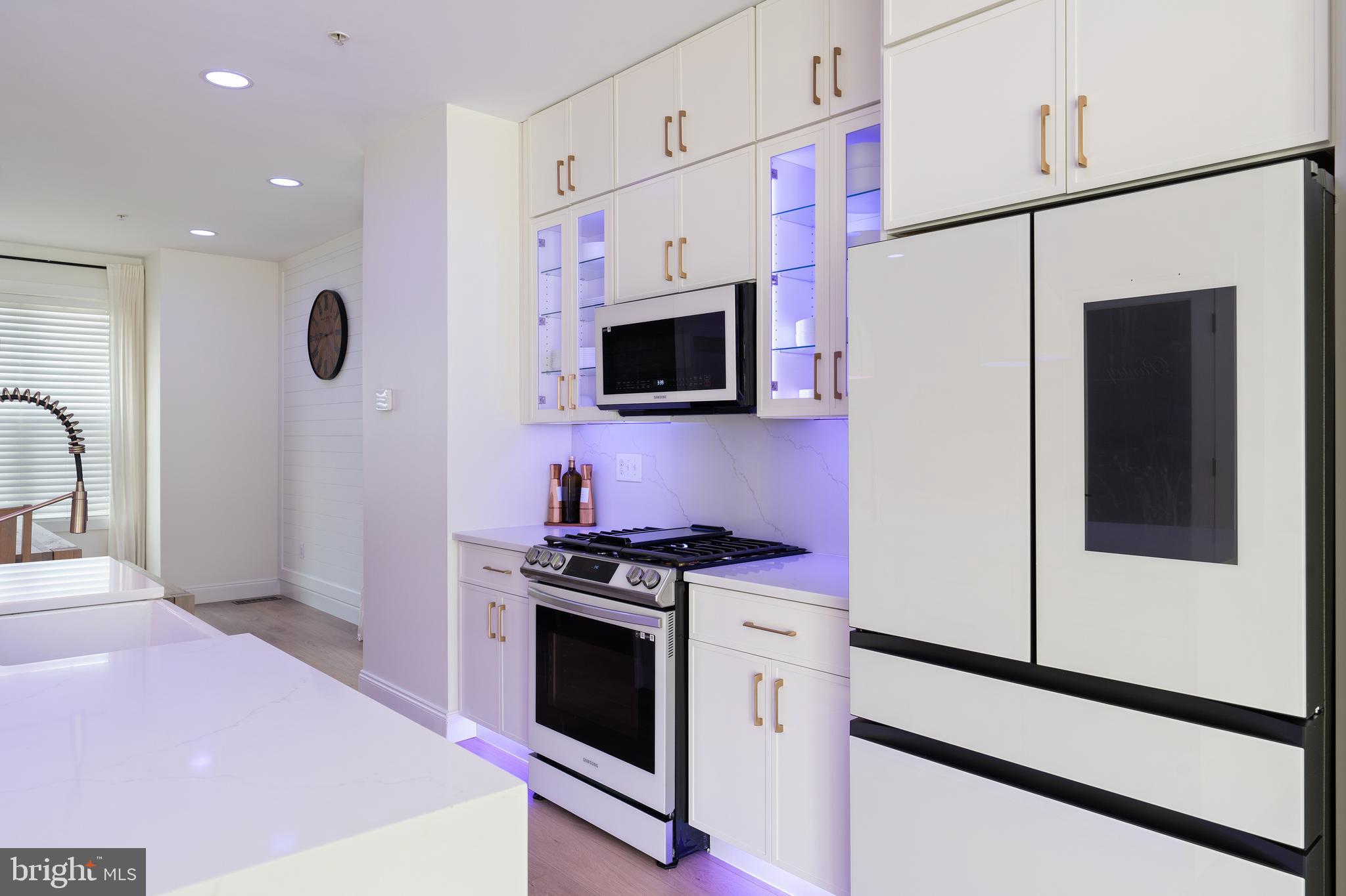 CABIN BRANCH - Residential