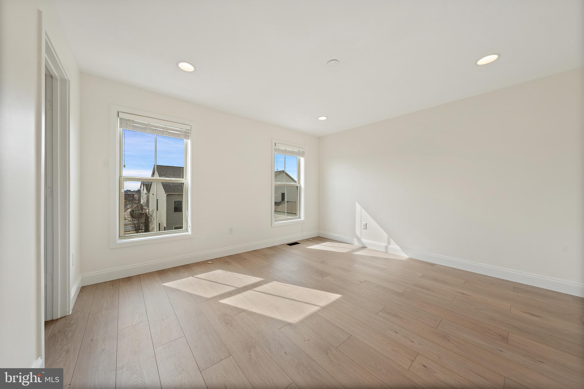 CABIN BRANCH - Residential