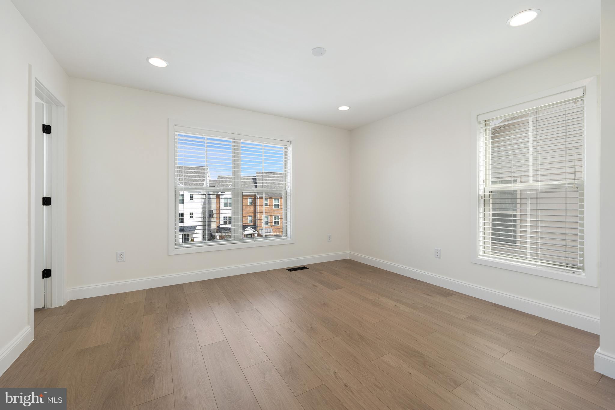 CABIN BRANCH - Residential