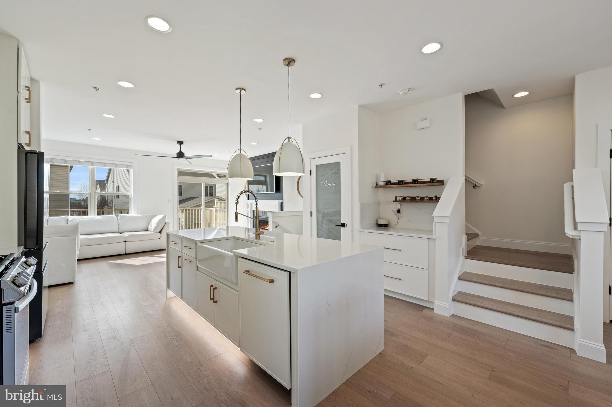 CABIN BRANCH - Residential