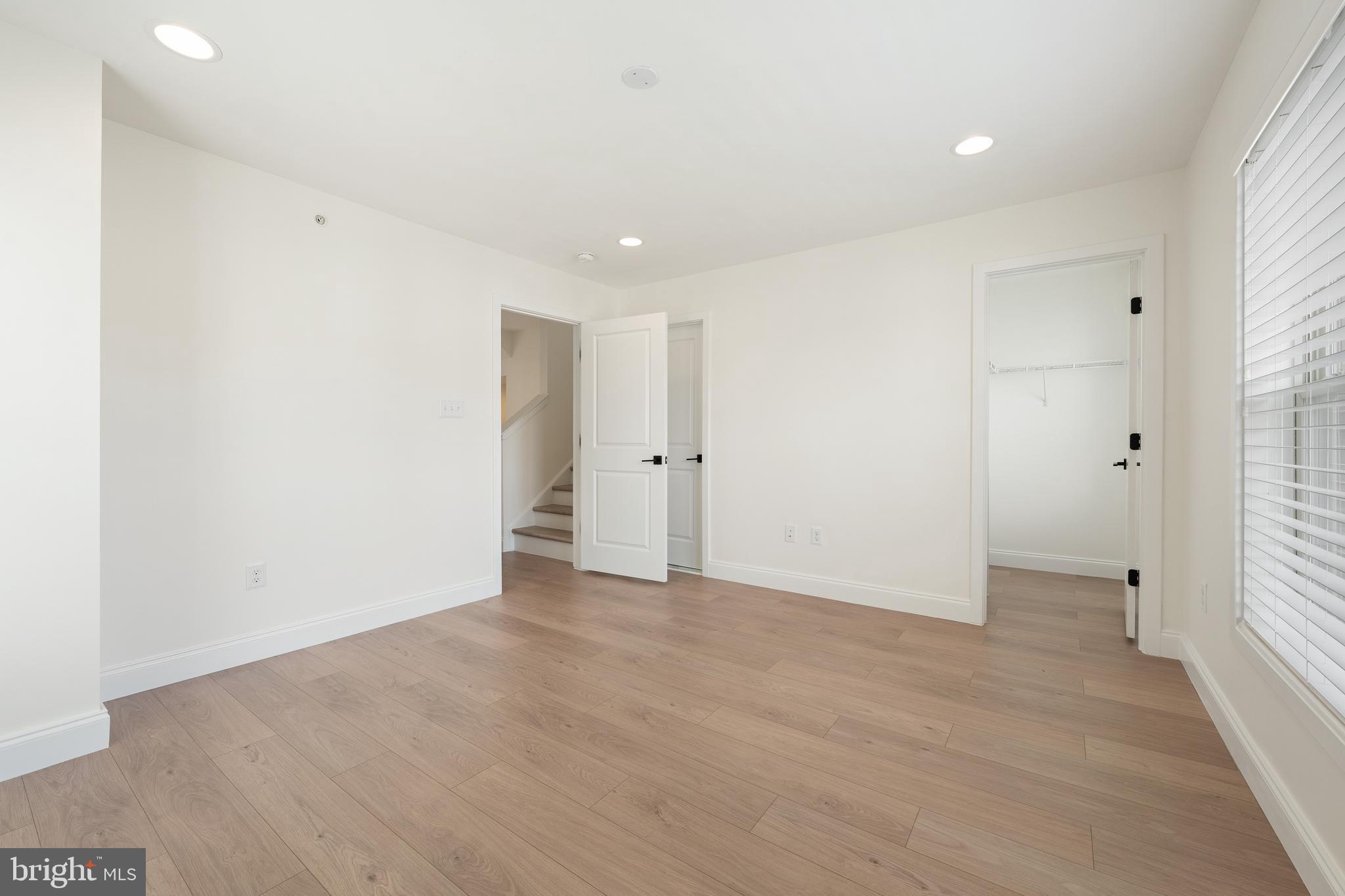 CABIN BRANCH - Residential