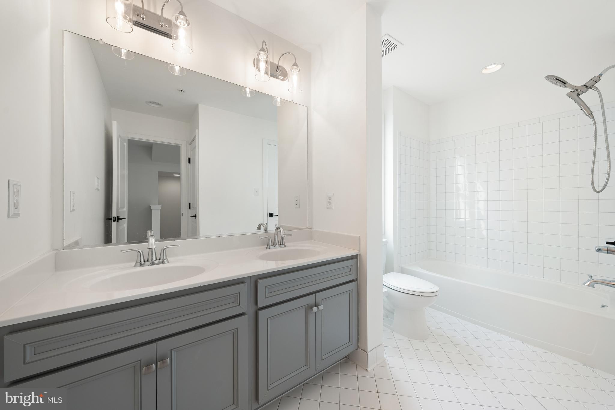 CABIN BRANCH - Residential