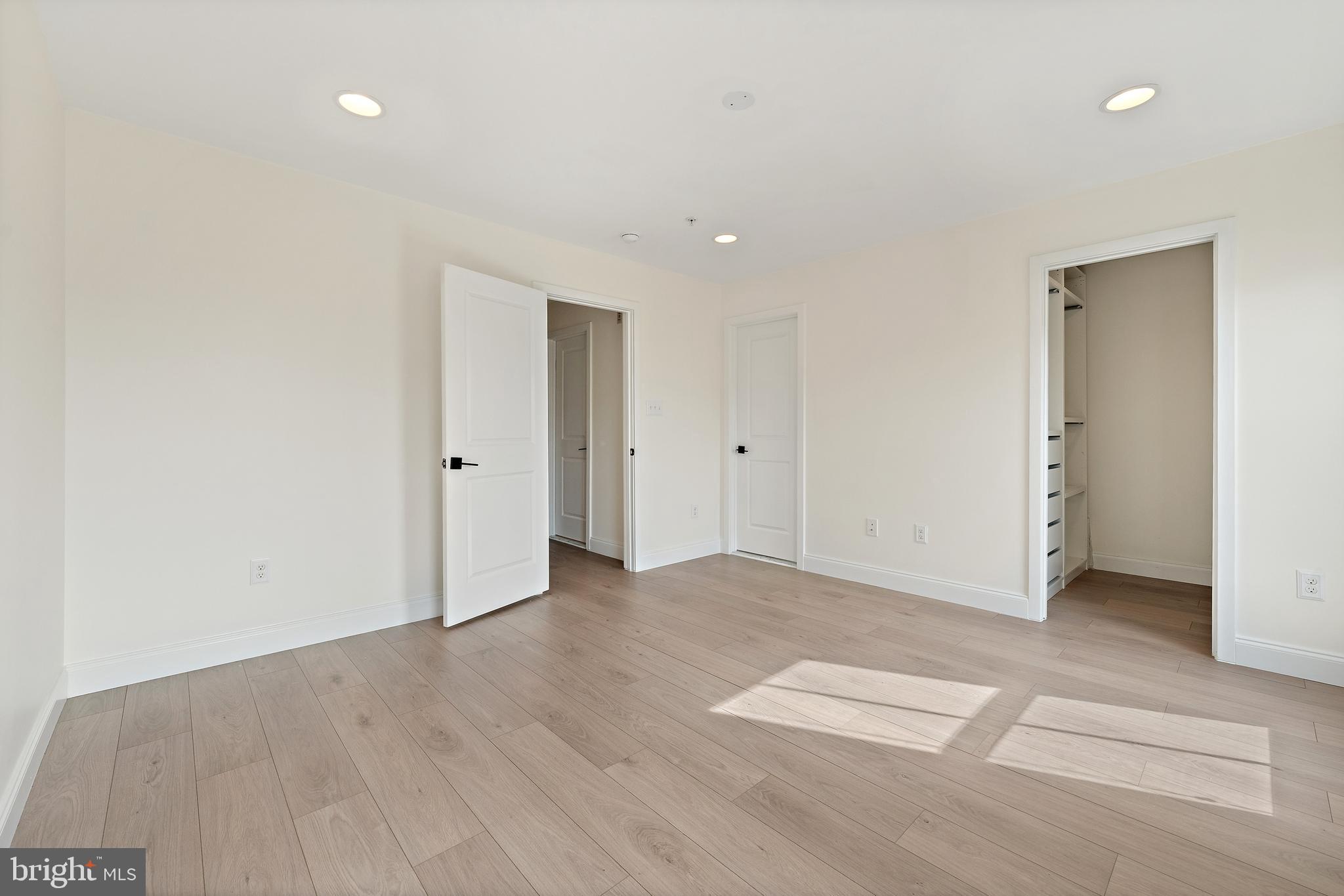 CABIN BRANCH - Residential