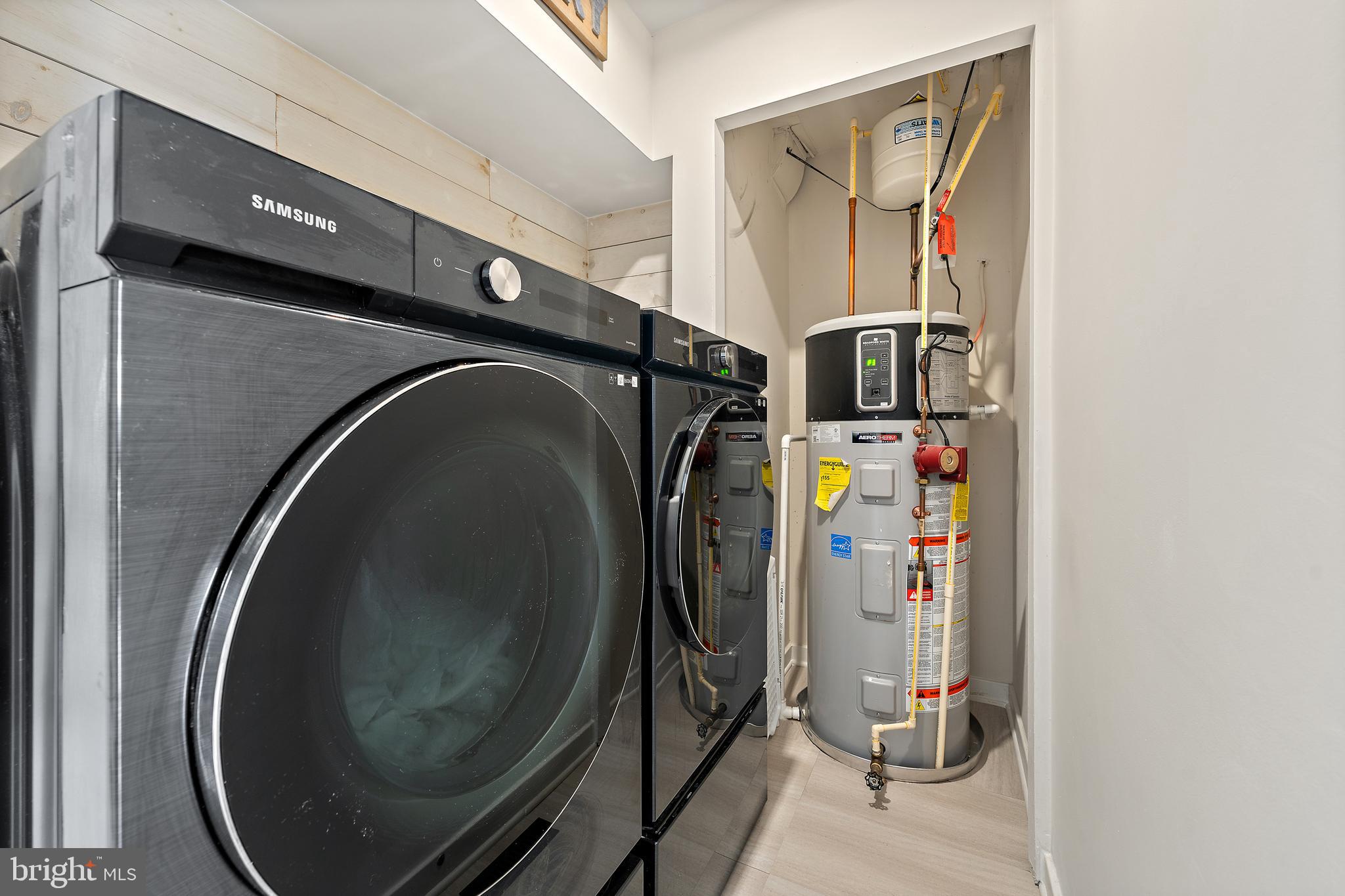 CABIN BRANCH - Residential