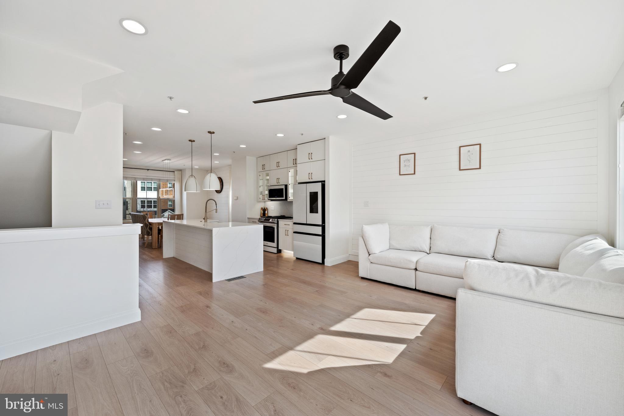 CABIN BRANCH - Residential