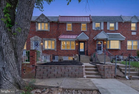 Townhouse For Sale - 8613 Rugby Street<br/> PHILADELPHIA, PA 19150