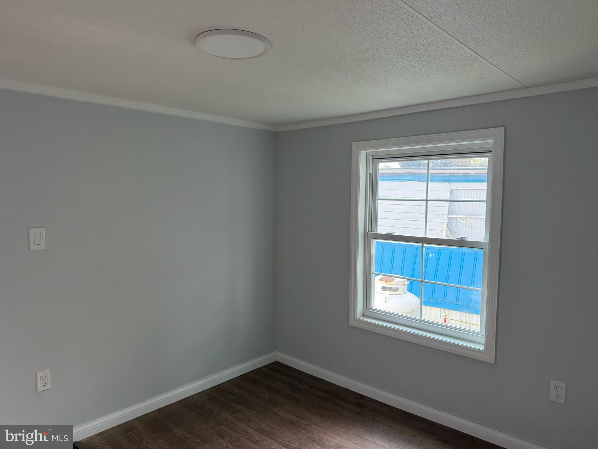 LISA LAKE MBH PARK - Residential