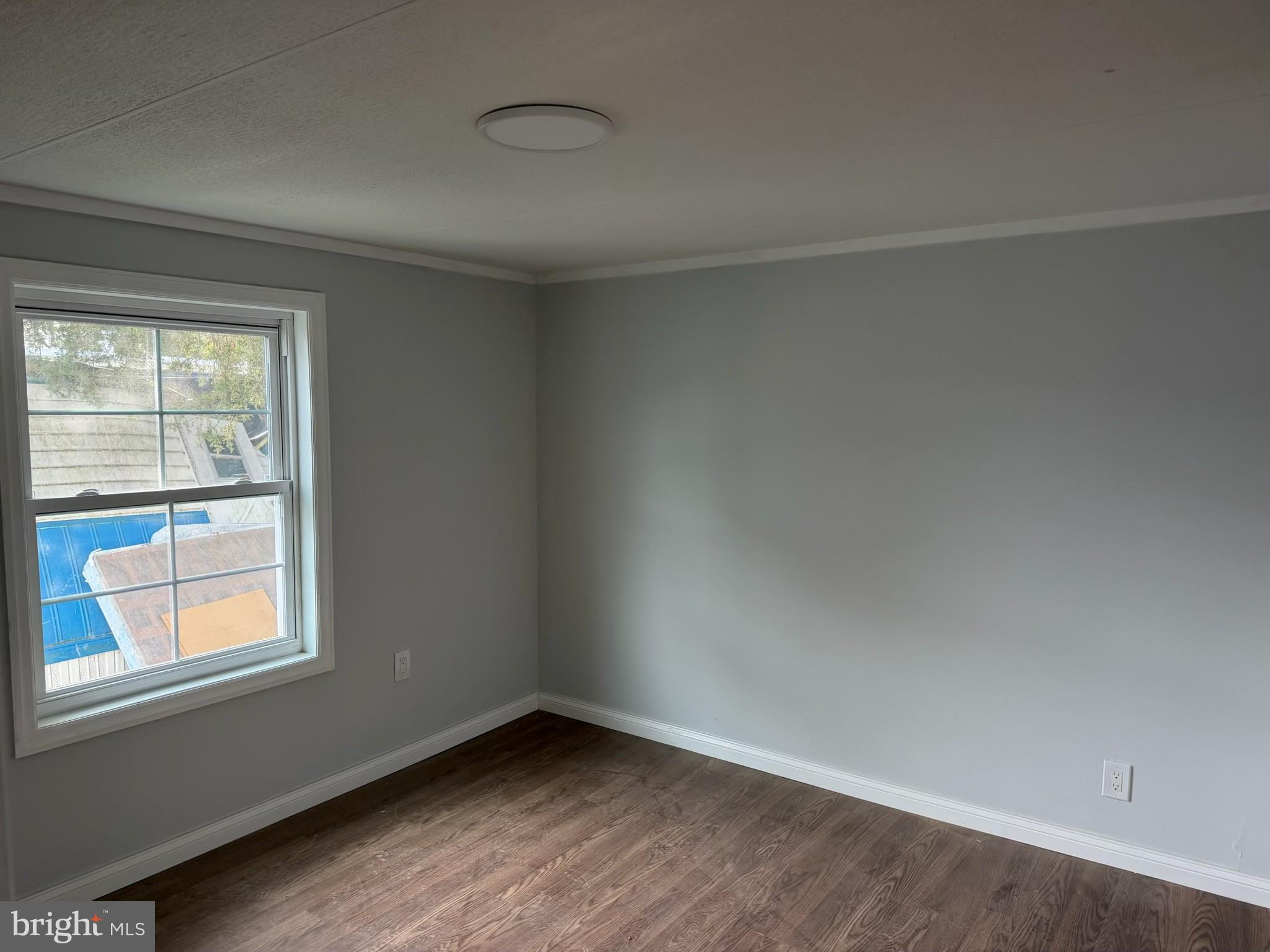 LISA LAKE MBH PARK - Residential