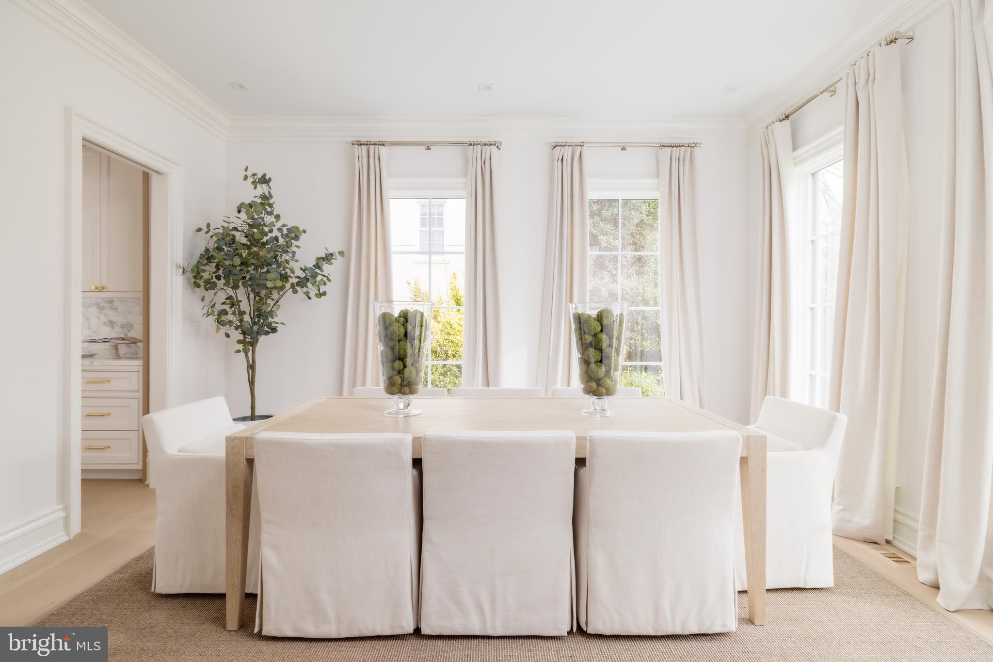 SPRING VALLEY - Residential