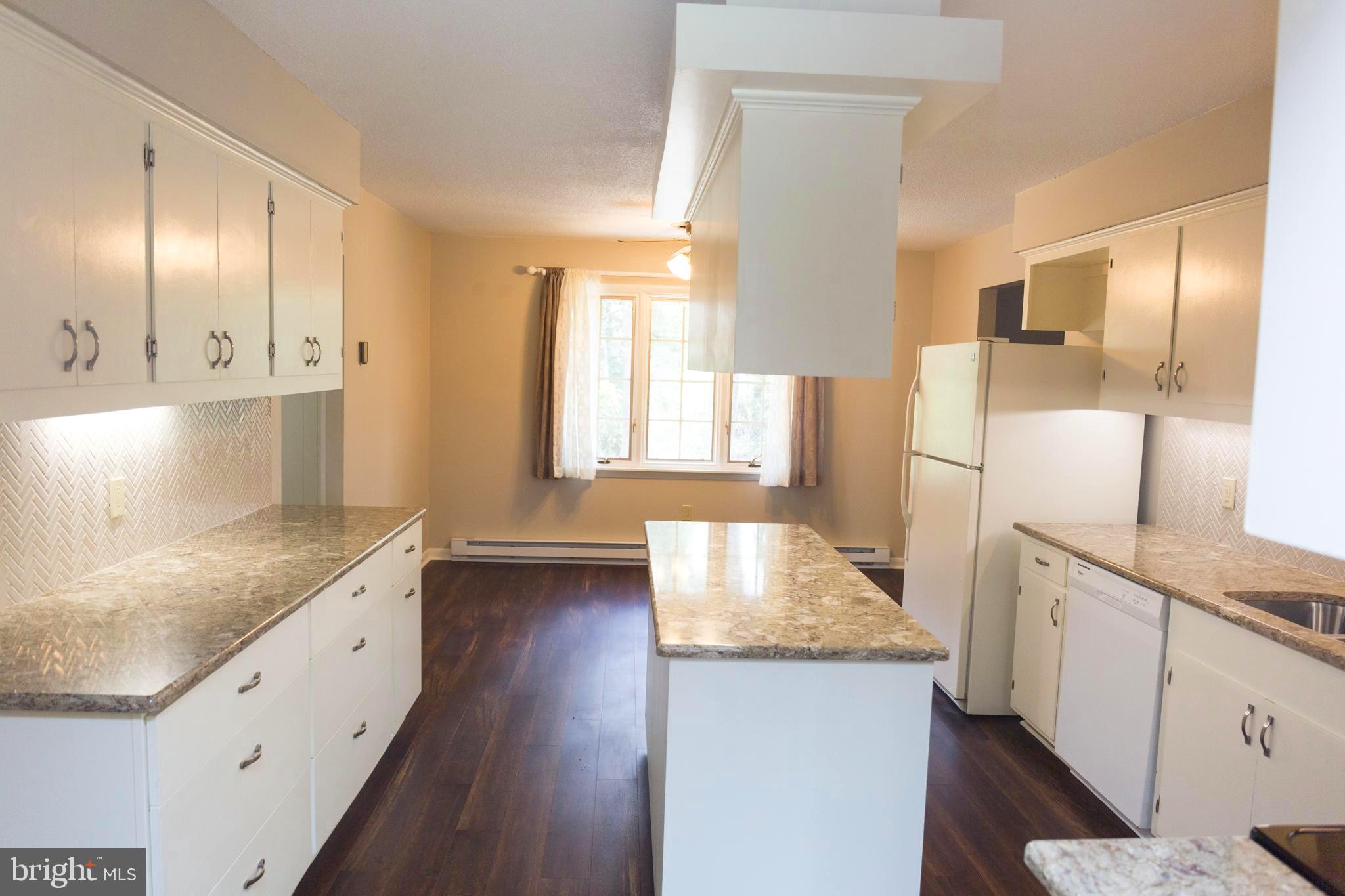 AVALON PARK - Residential