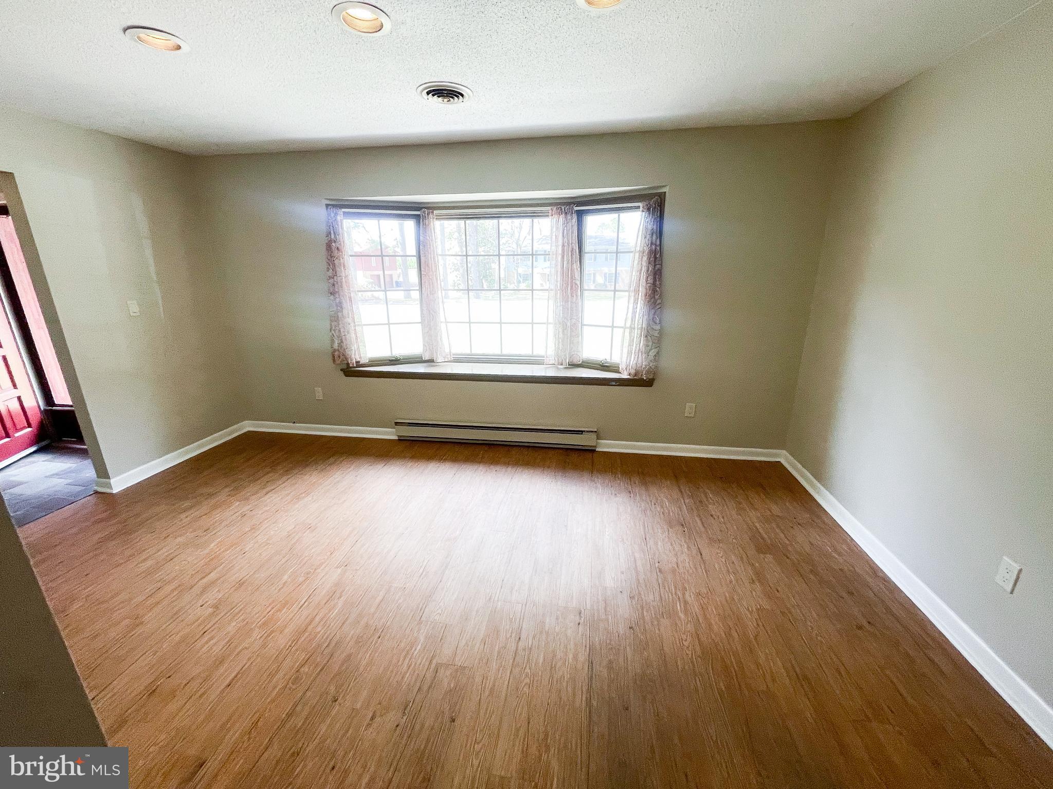 AVALON PARK - Residential