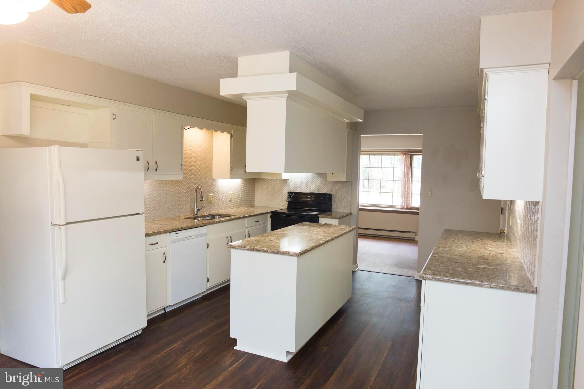 AVALON PARK - Residential