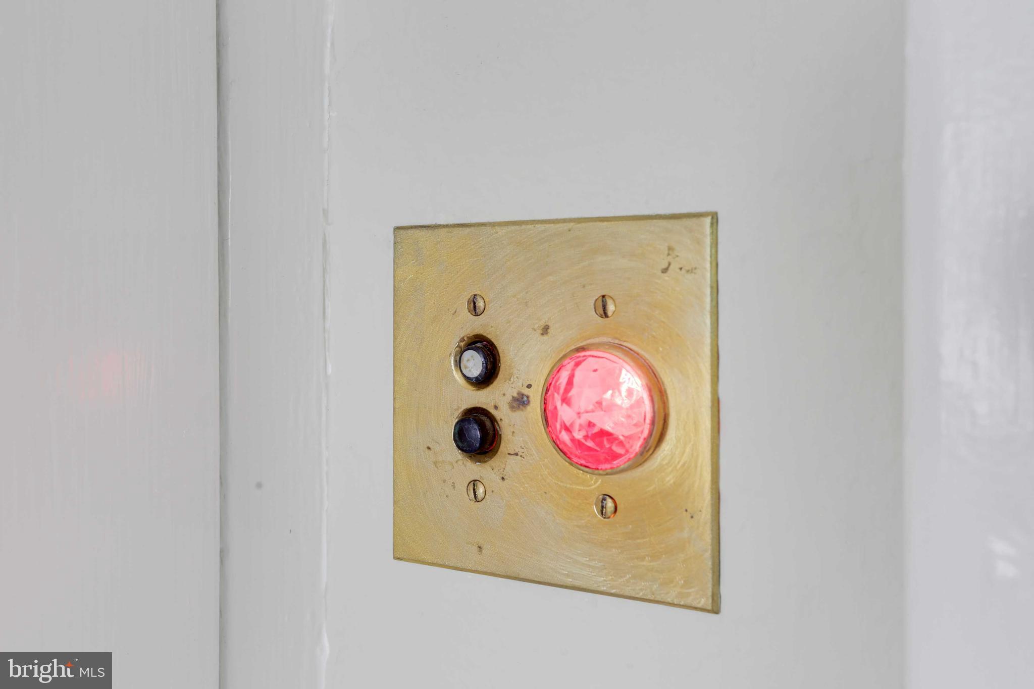 MOUNT WASHINGTON - Residential