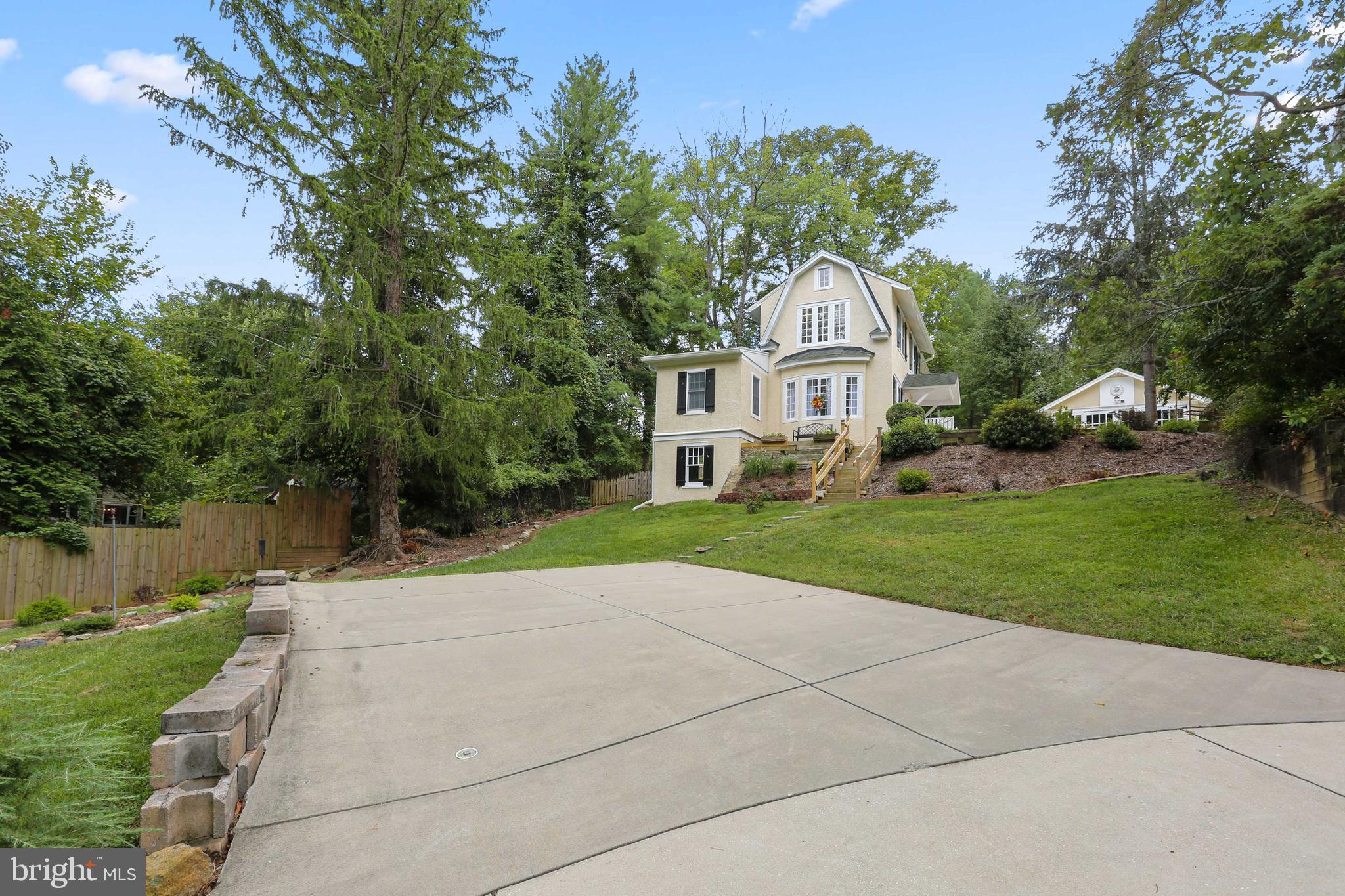 MOUNT WASHINGTON - Residential