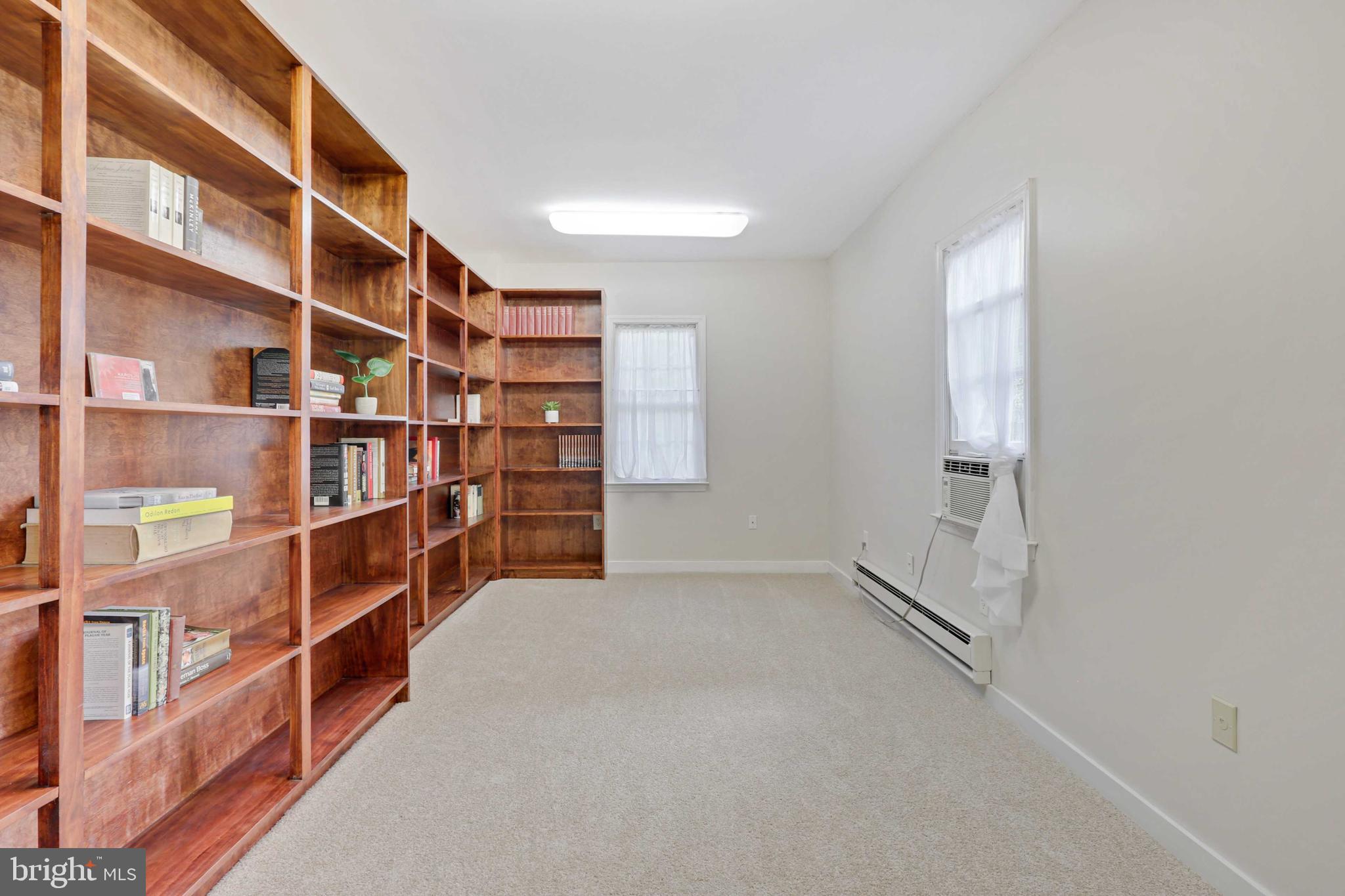 MOUNT WASHINGTON - Residential