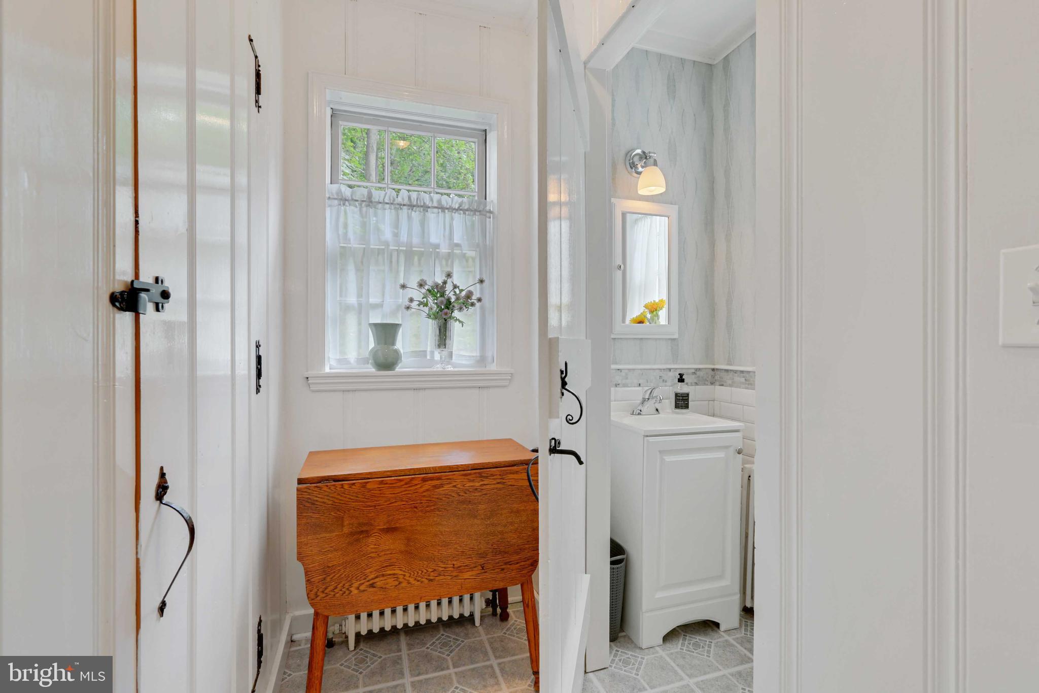 MOUNT WASHINGTON - Residential