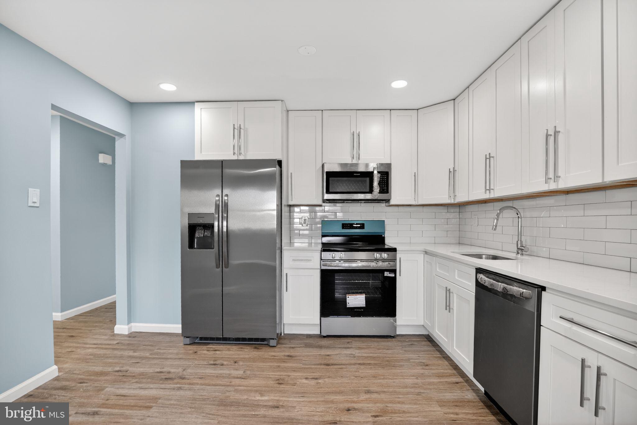 NEWTOWN CROSSING - Residential