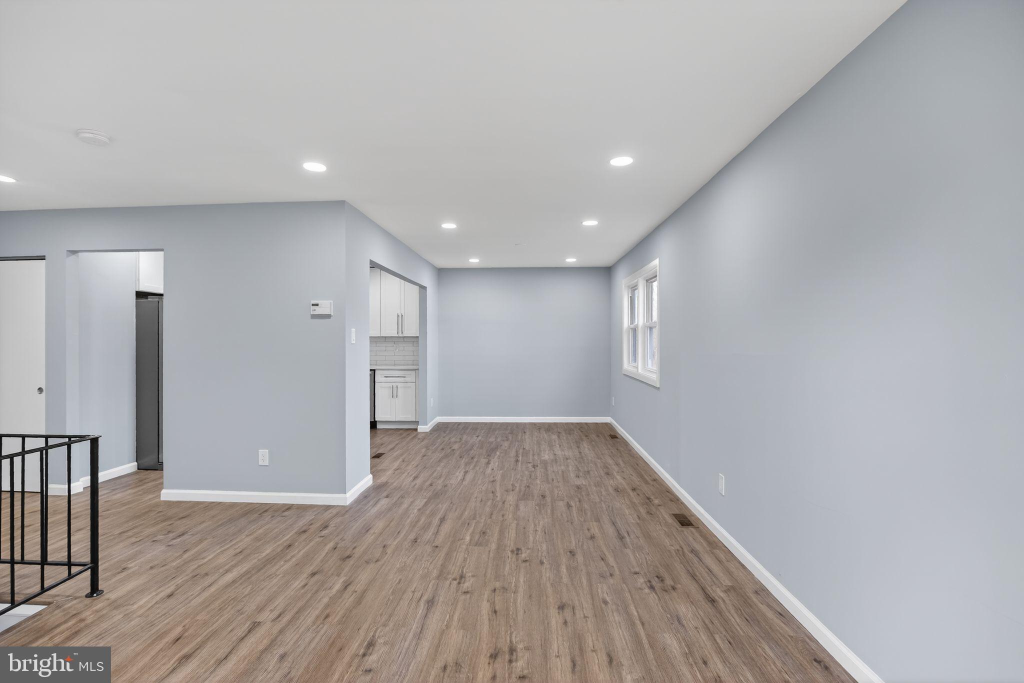 NEWTOWN CROSSING - Residential